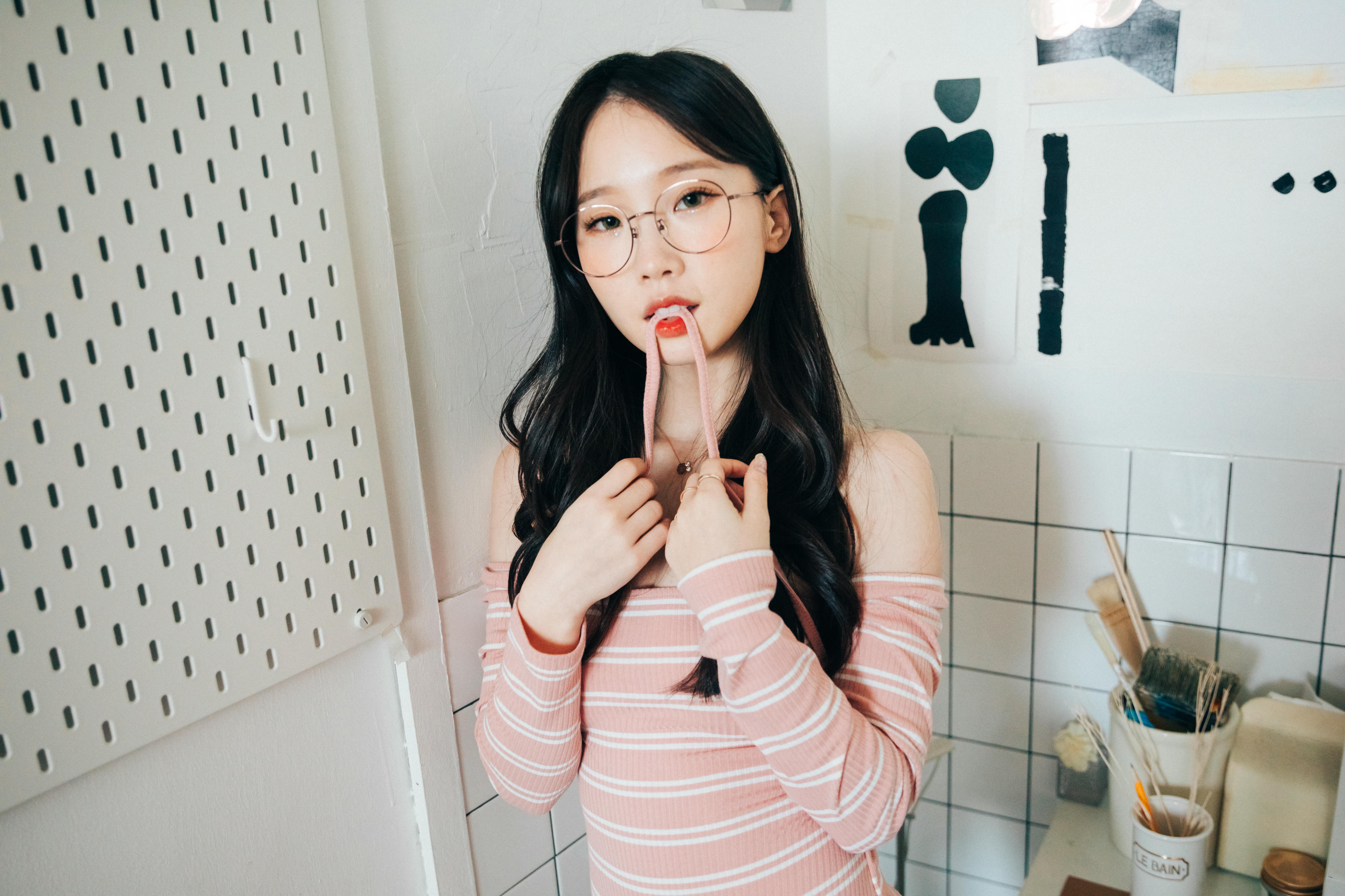 韩国清纯美女-Pureding (퓨딩) NO.001 Loozy Assistant [64P-1.07GB]_第3集