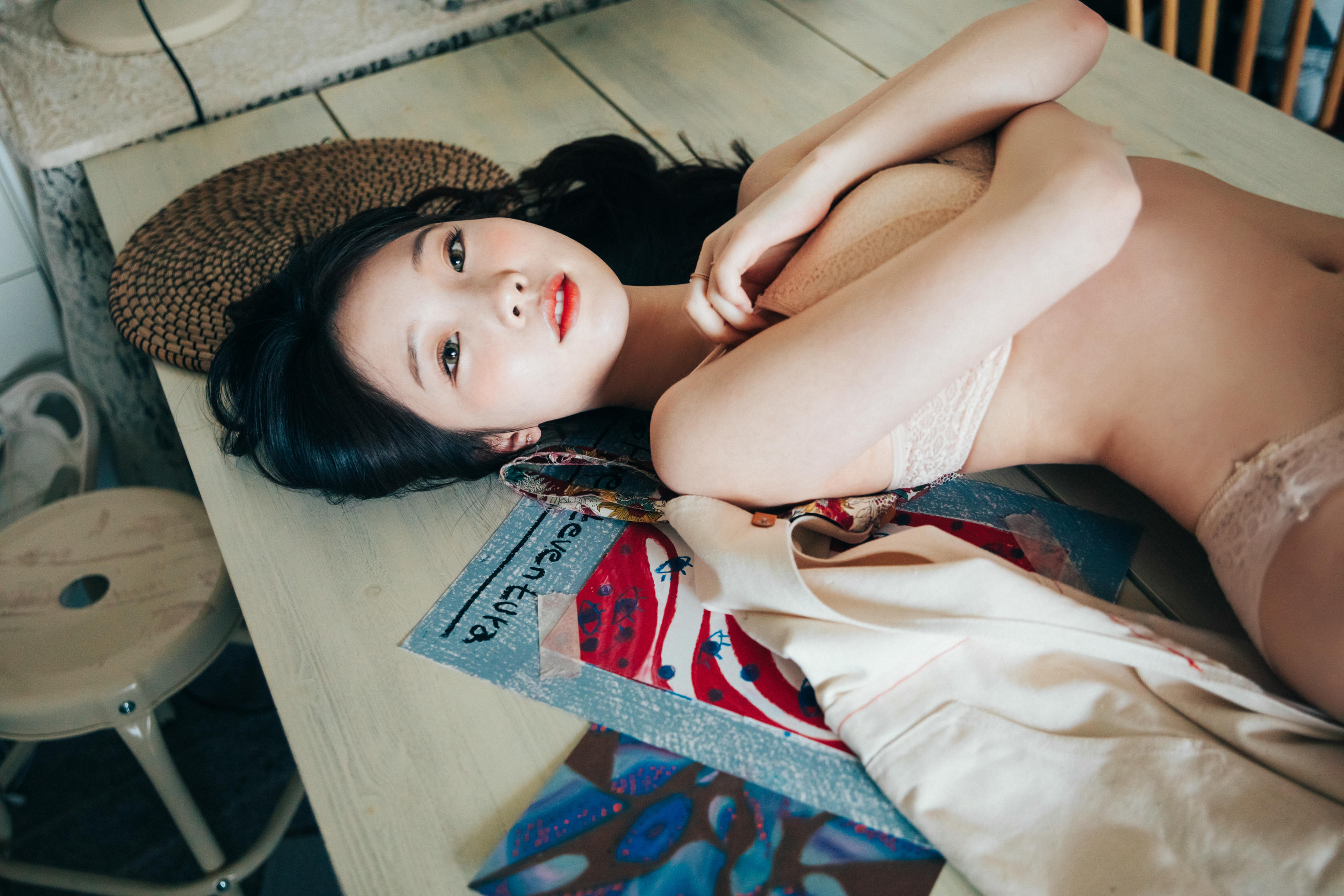 韩国清纯美女-Pureding (퓨딩) NO.001 Loozy Assistant [64P-1.07GB]_第4集