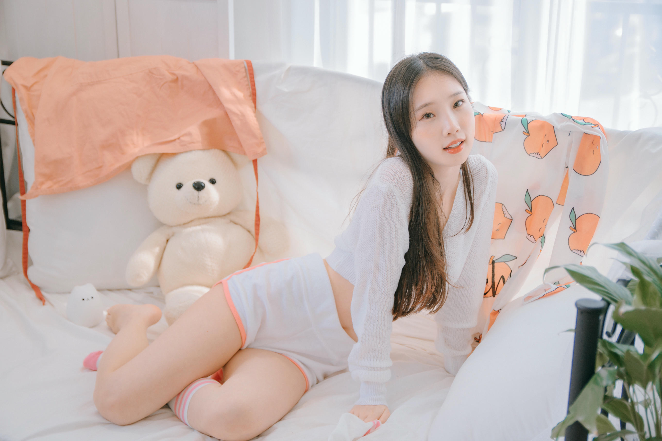 韩国清纯美女-Pureding (퓨딩) NO.002 Peach [50P2V-1.65GB]_第2集