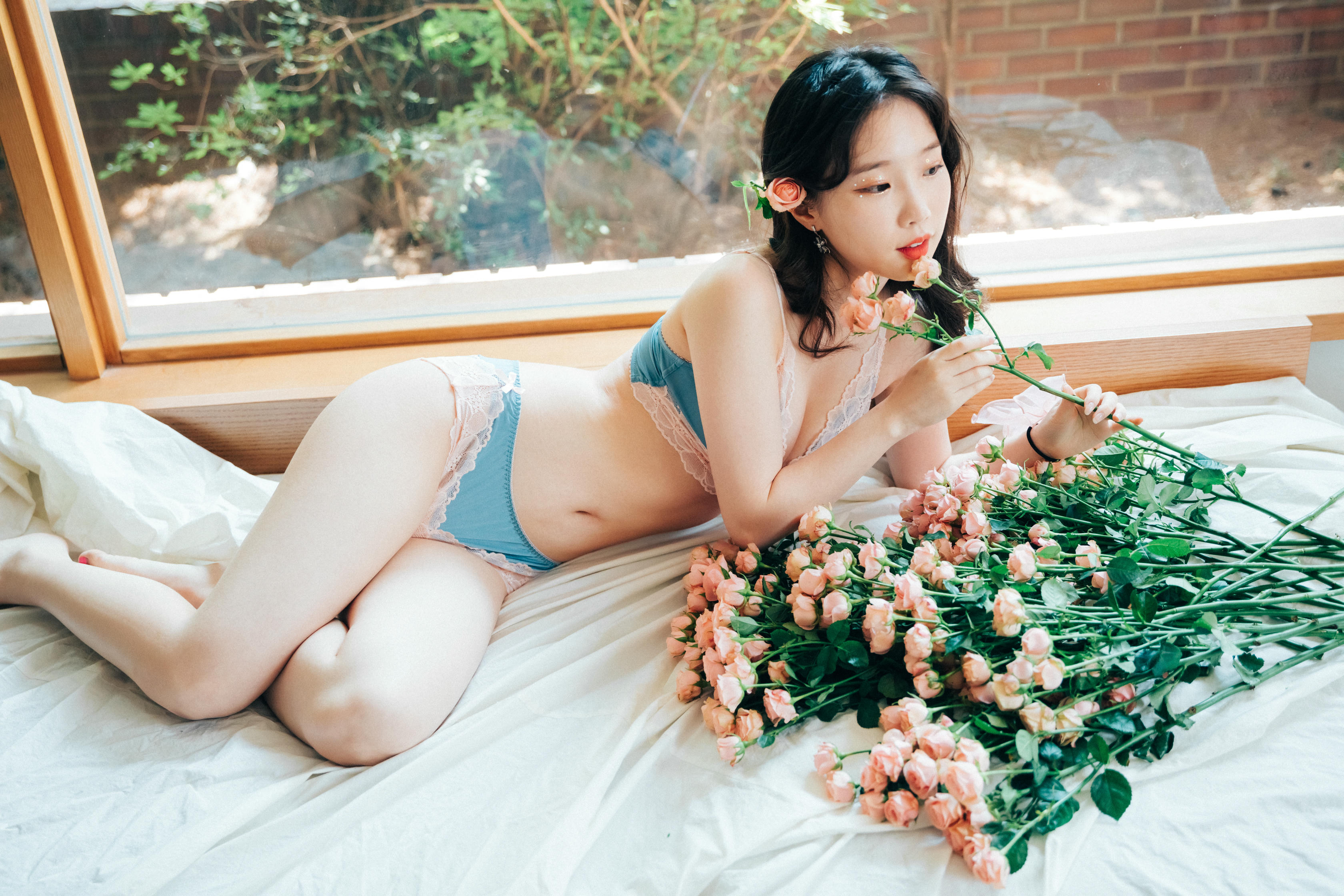 韩国清纯美女-Pureding (퓨딩) NO.008 Rose day [72P／1.08GB]_第1集