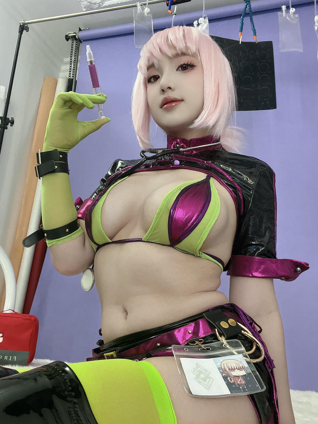 越南美女coser puypuychan - NO.015 FGO南丁格尔万圣礼装 [100P8V 1.04GB]-084. Nightingale-Selfies_第1集