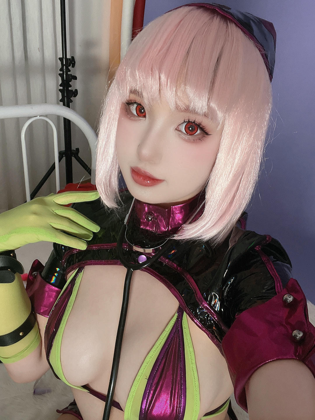 越南美女coser puypuychan - NO.015 FGO南丁格尔万圣礼装 [100P8V 1.04GB]-084. Nightingale-Selfies_第1集