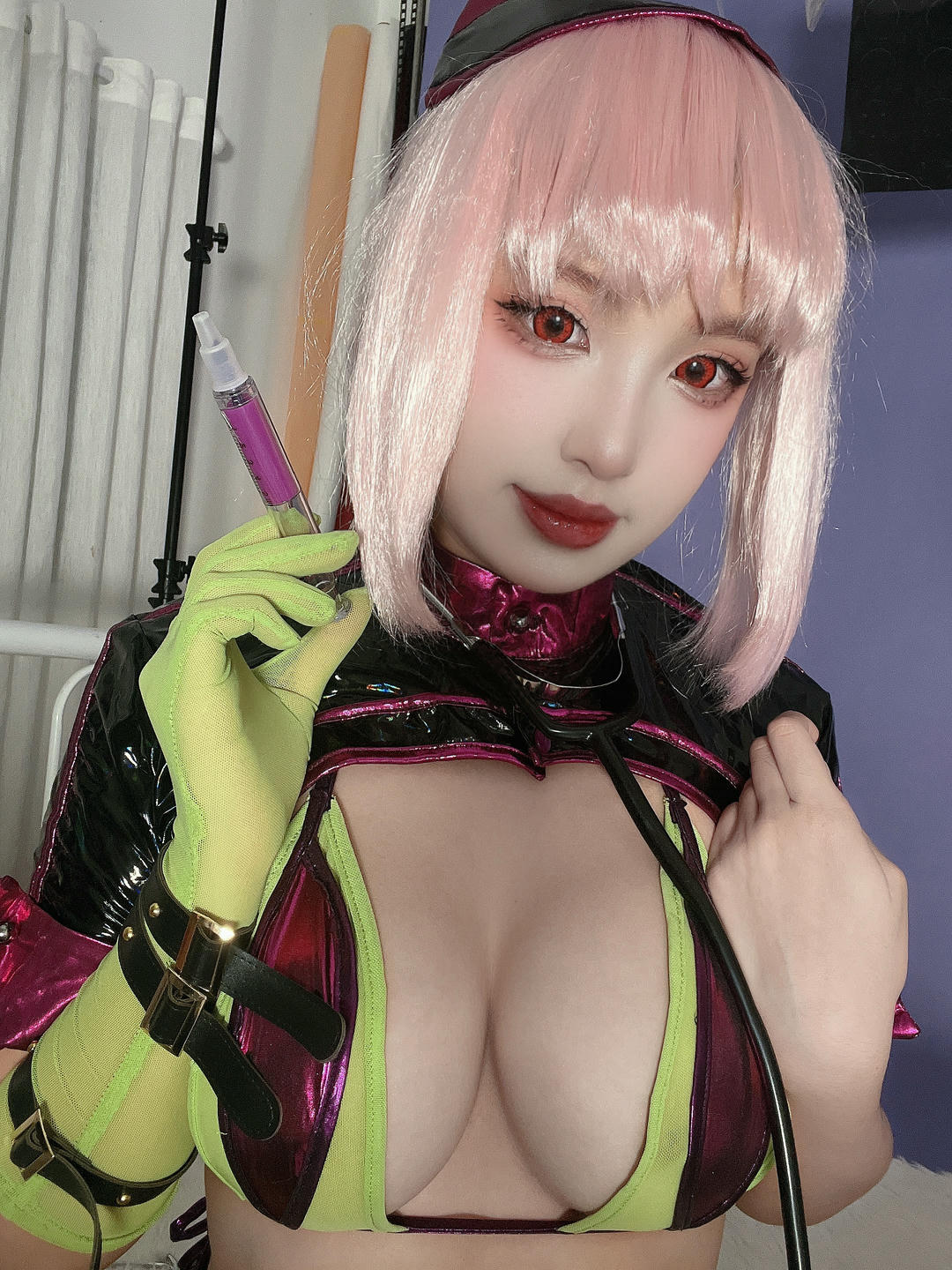 越南美女coser puypuychan - NO.015 FGO南丁格尔万圣礼装 [100P8V 1.04GB]-084. Nightingale-Selfies_第2集