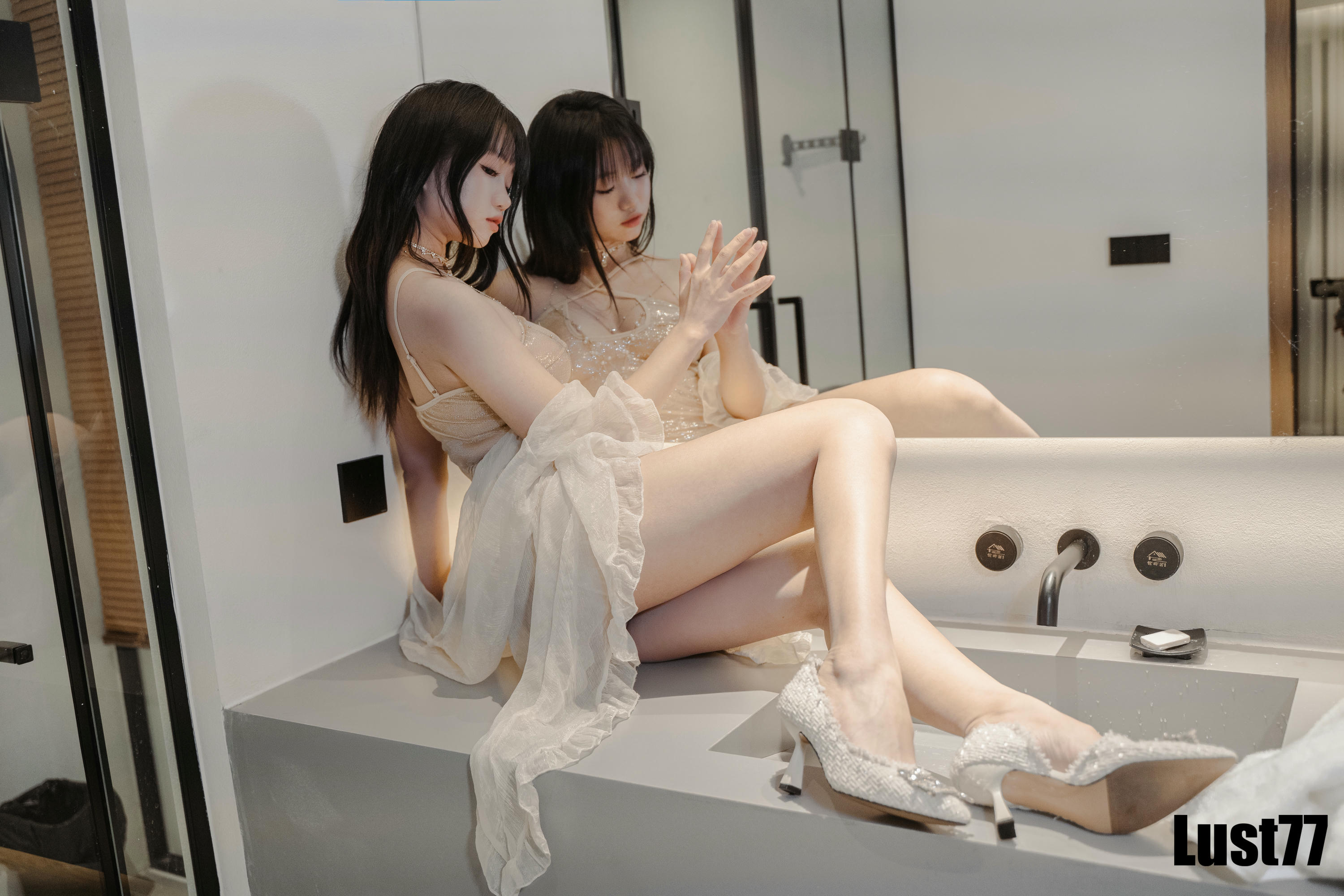 柒柒要乖哦 NO.035 纸醉金迷 [90P1V-1.68GB]_第4集