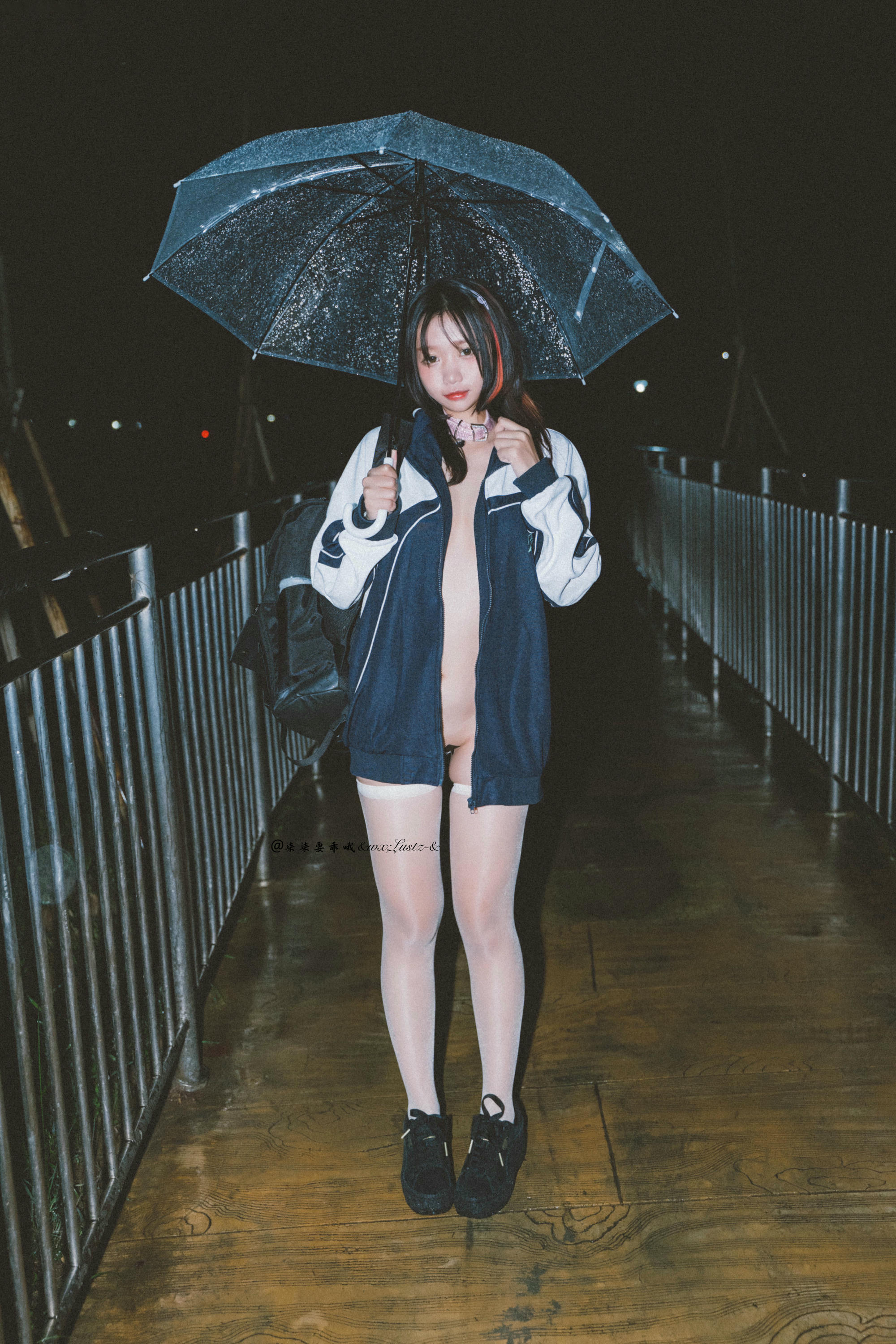 柒柒要乖哦 NO.04 校服 [42P-1V-441MB]_第1集