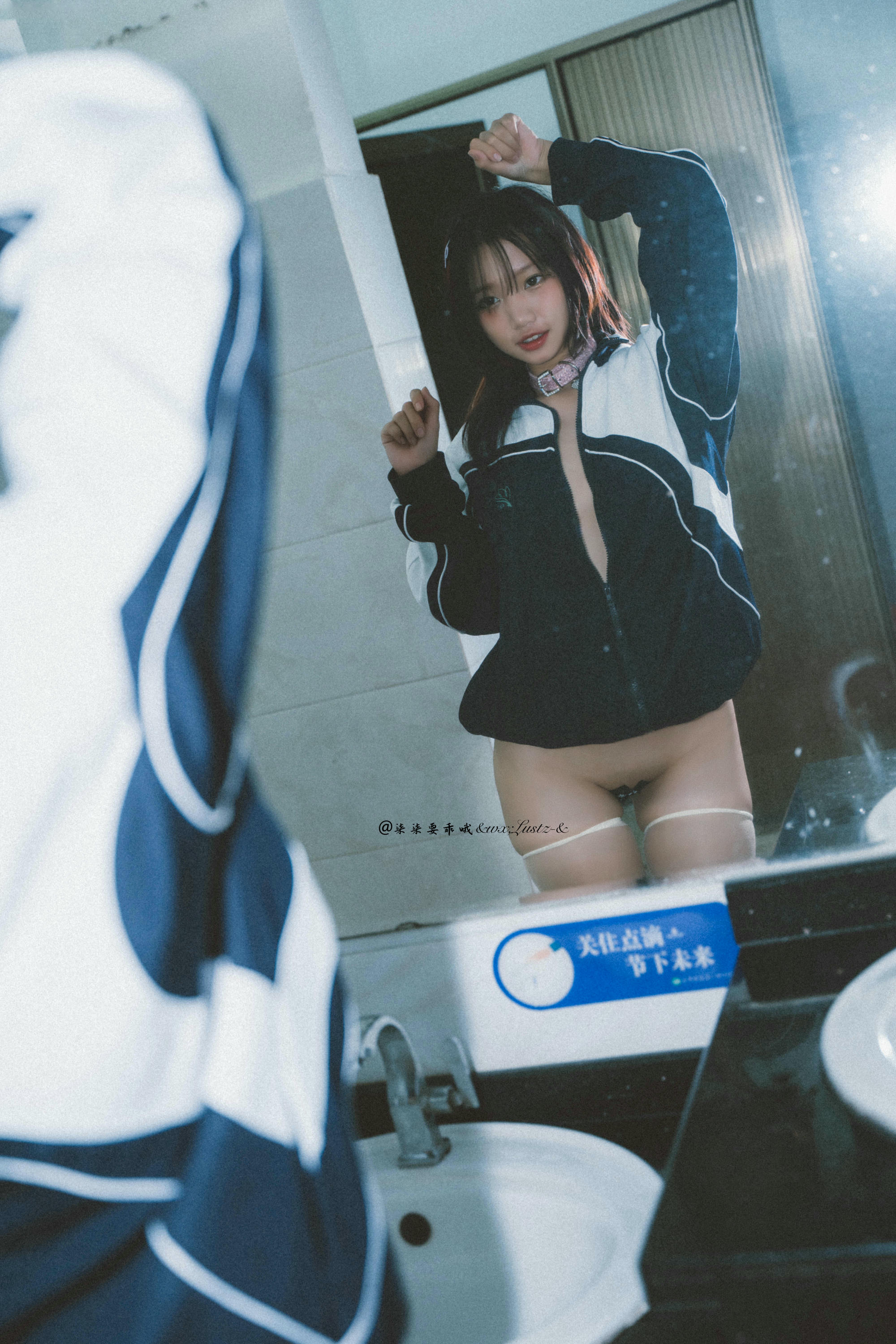 柒柒要乖哦 NO.04 校服 [42P-1V-441MB]_第2集