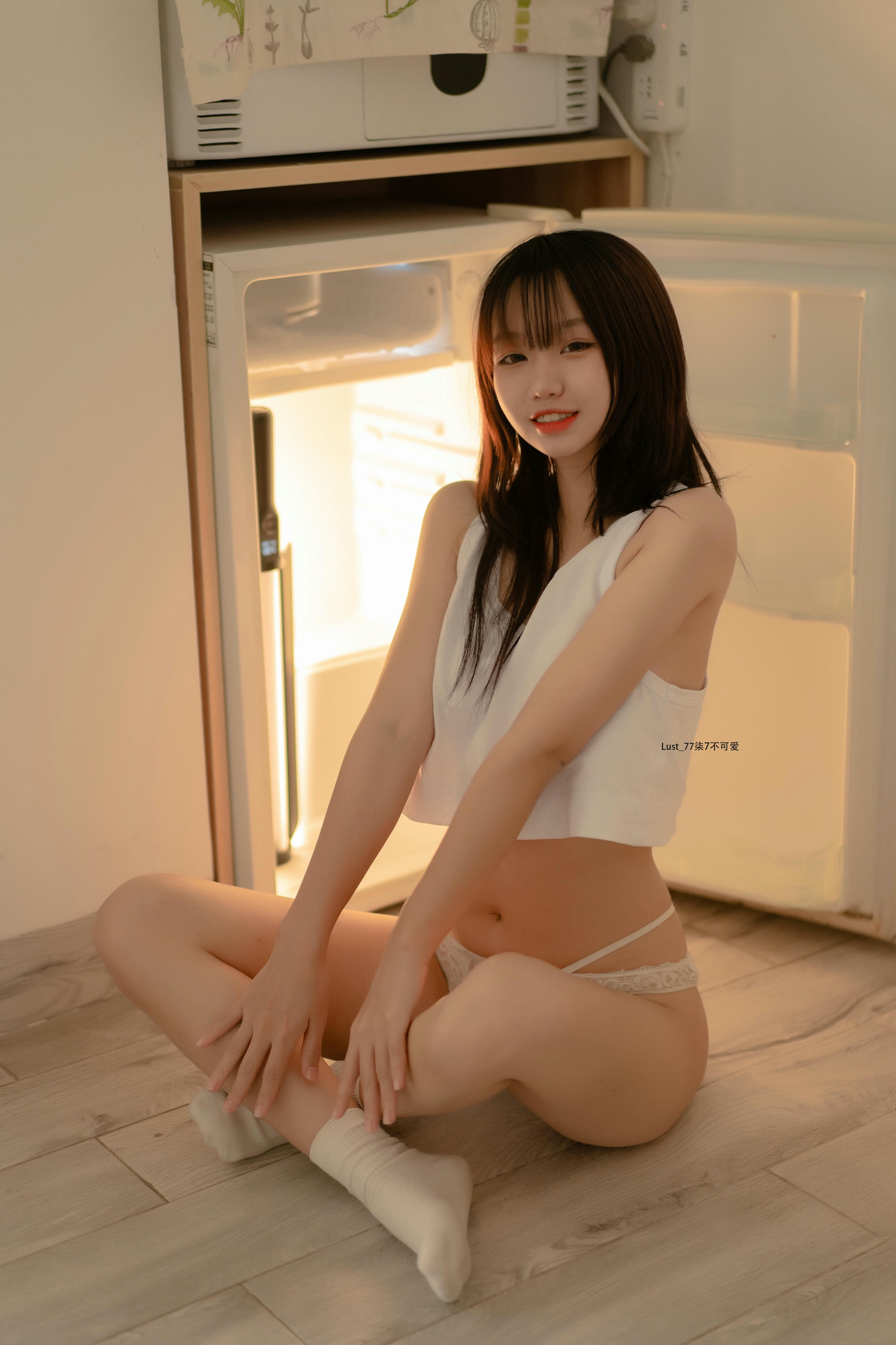 柒柒要乖哦 NO.040 柒柒不可爱 初恋背心 [117P-1.60GB]_第3集