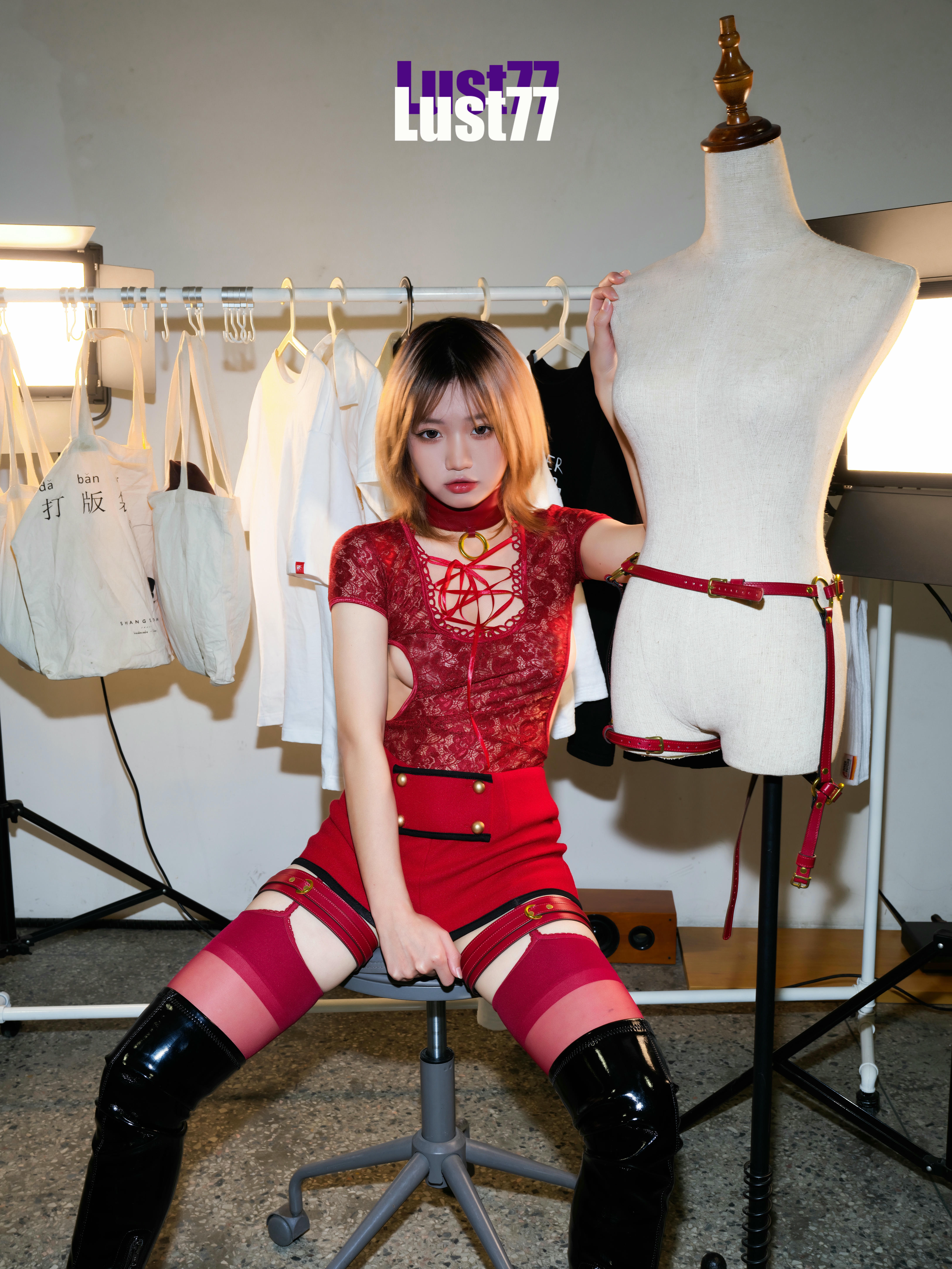 柒柒要乖哦 NO.05 红 [58P-1.50GB]-杂志封_第1集