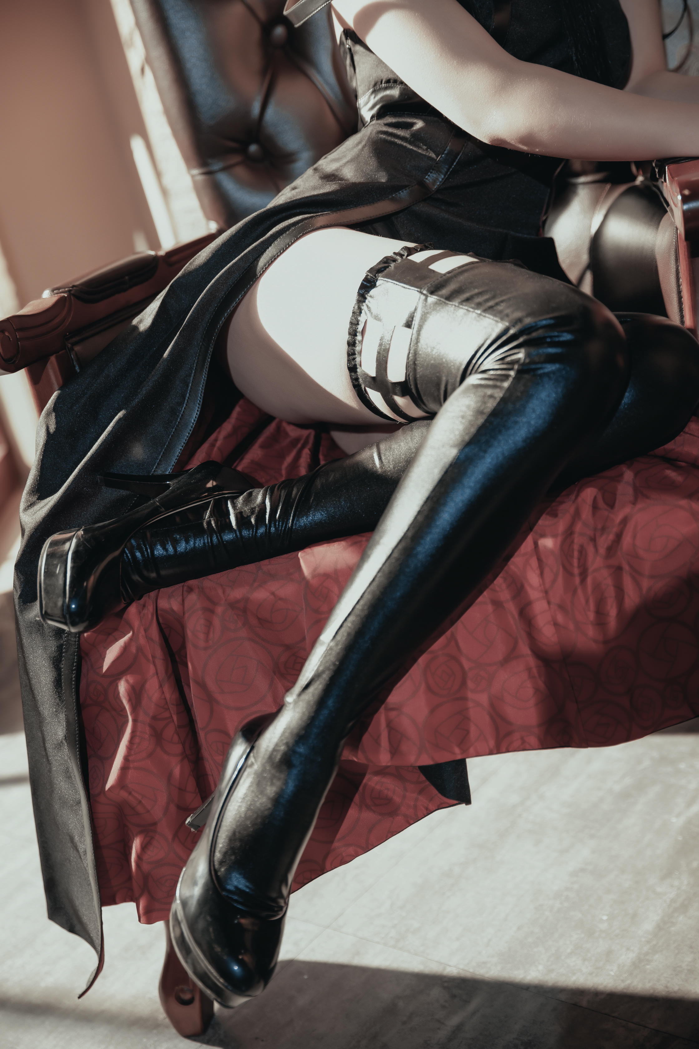 清水由乃 NO.060 间谍过家家 约尔战斗服[30P 487.6M]_第1集