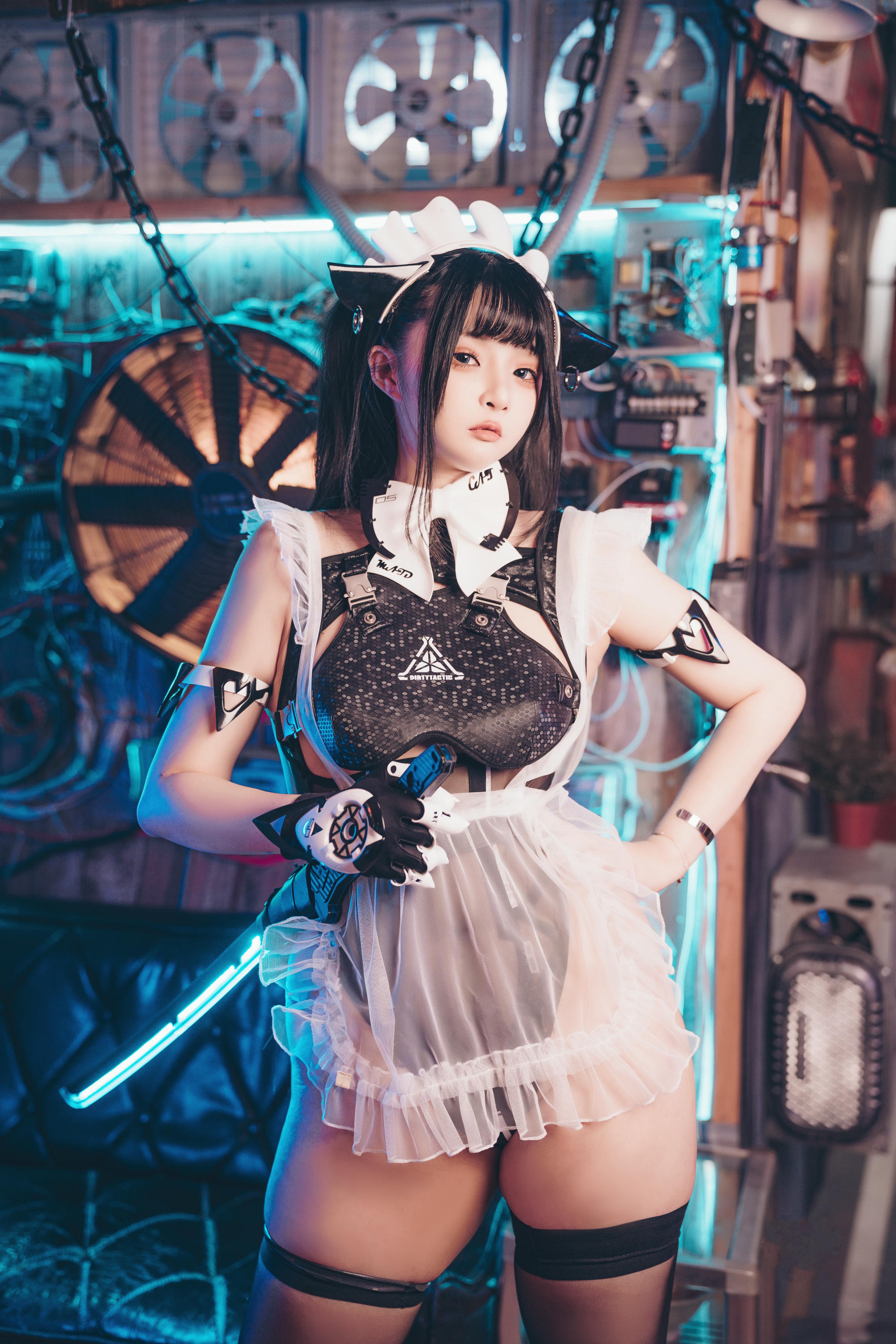 落落Raku NO.028 FutureTone[52P 552.3M]_第1集