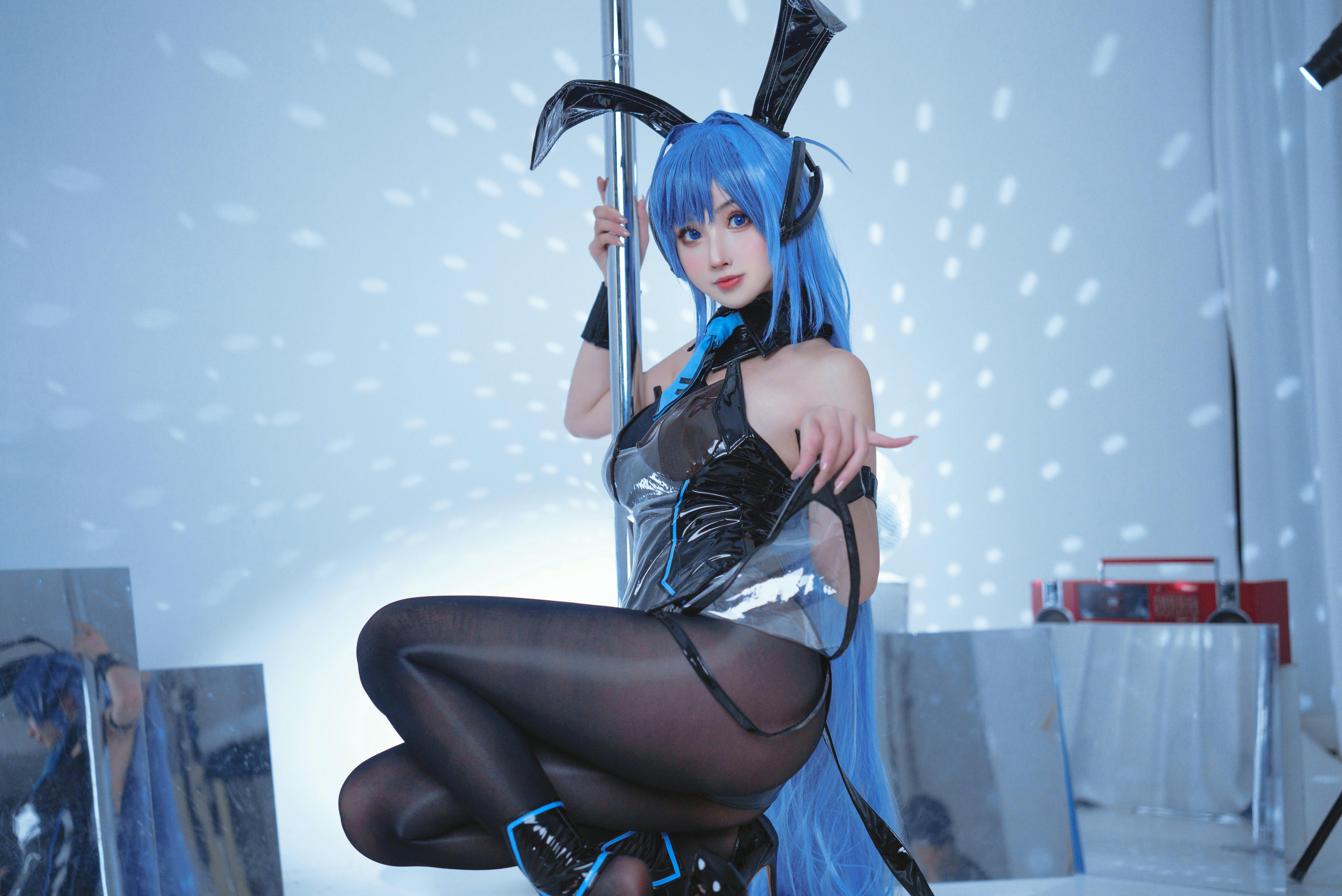 rioko凉凉子 NO.095 碧蓝花园兔女郎 [42P5V 693MB]_第1集