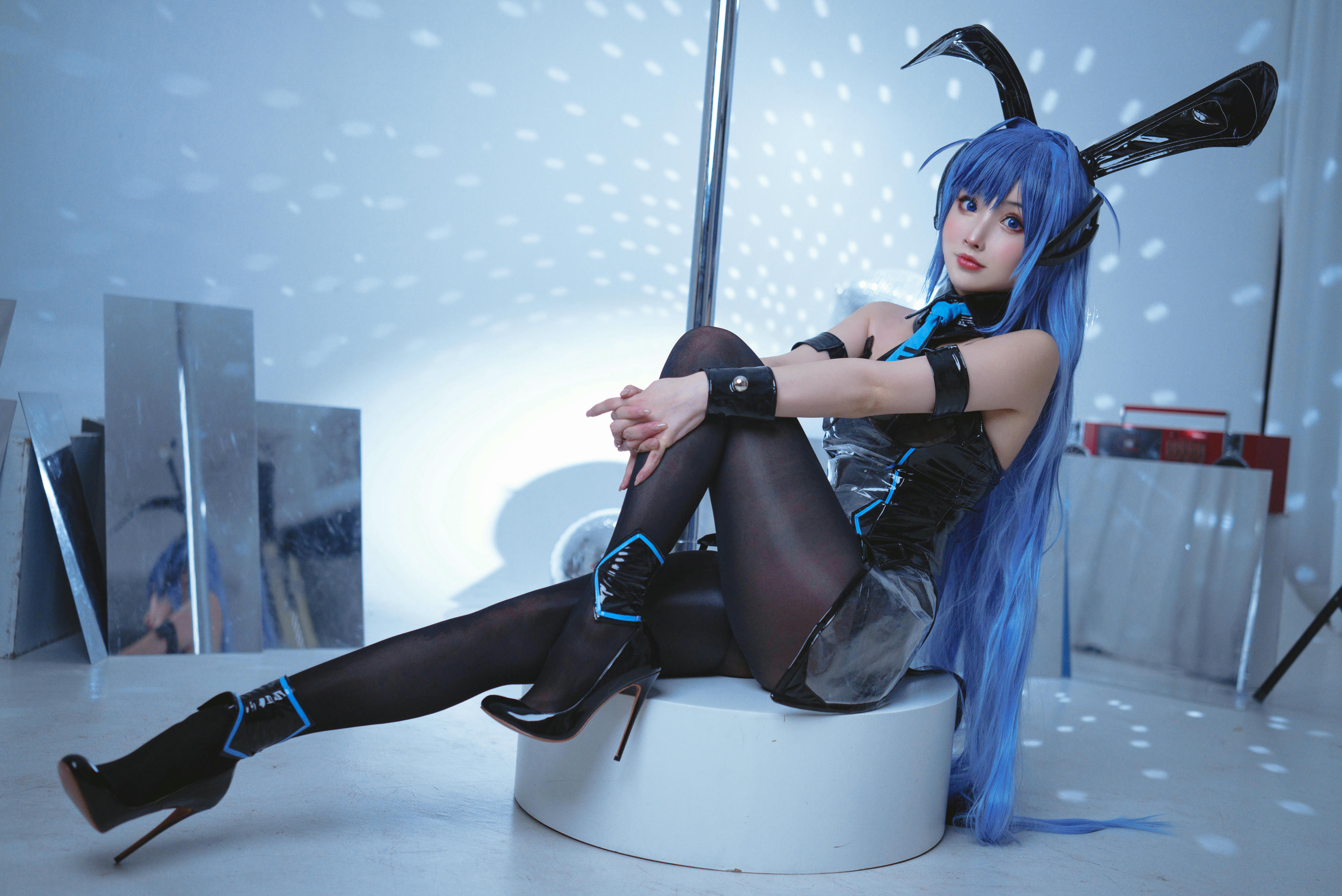 rioko凉凉子 NO.095 碧蓝花园兔女郎 [42P5V 693MB]_第1集