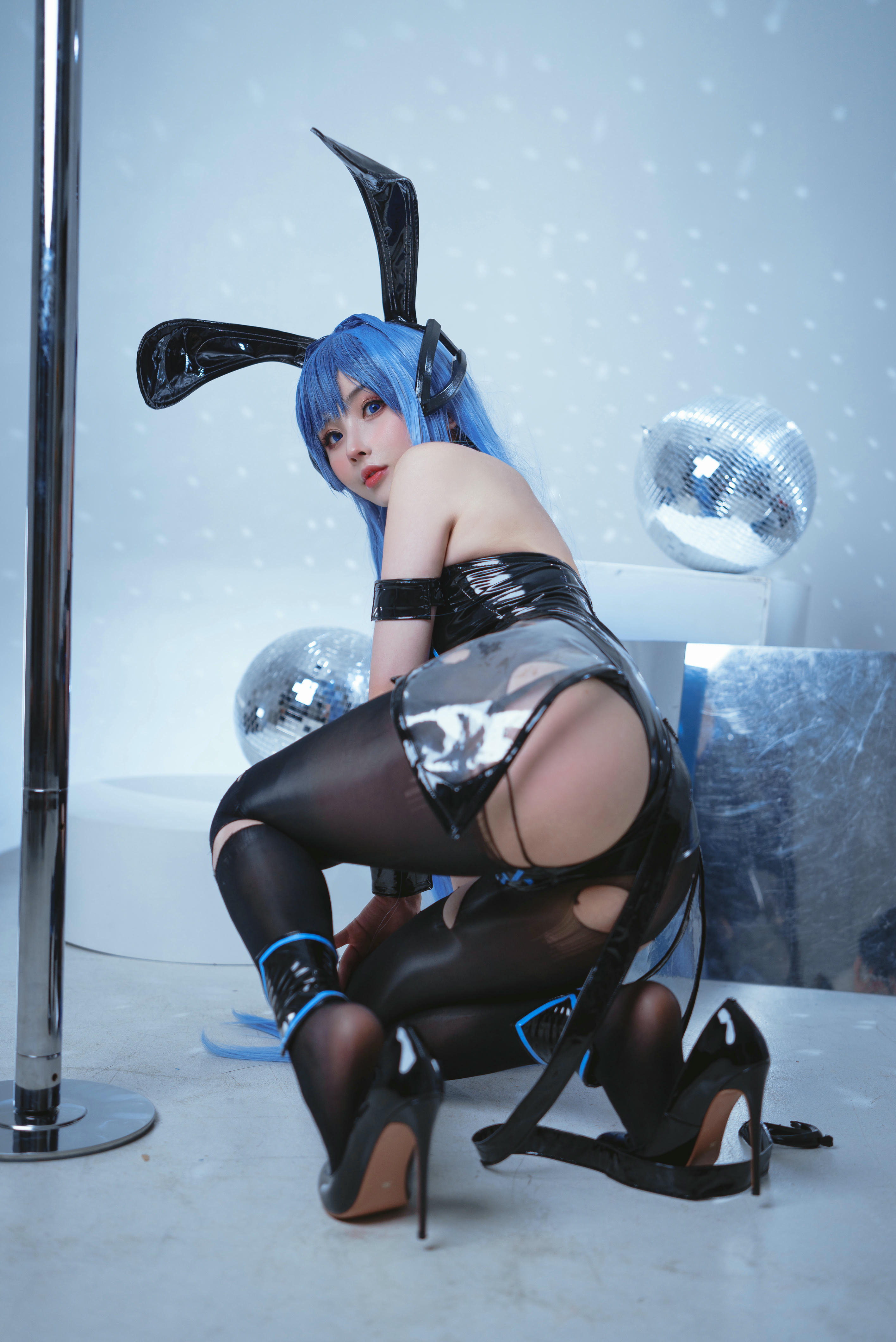 rioko凉凉子 NO.095 碧蓝花园兔女郎 [42P5V 693MB]_第1集