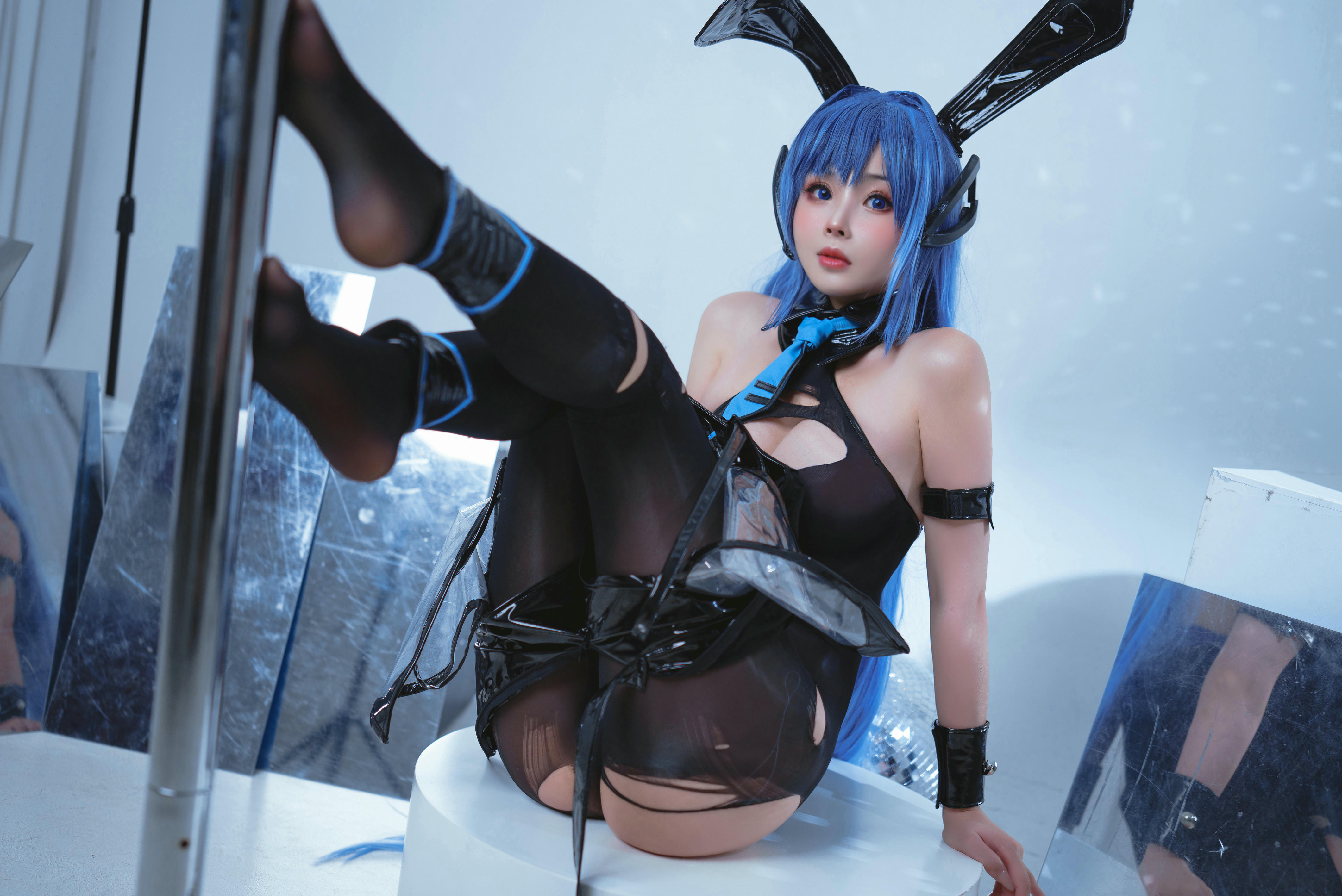 rioko凉凉子 NO.095 碧蓝花园兔女郎 [42P5V 693MB]_第2集