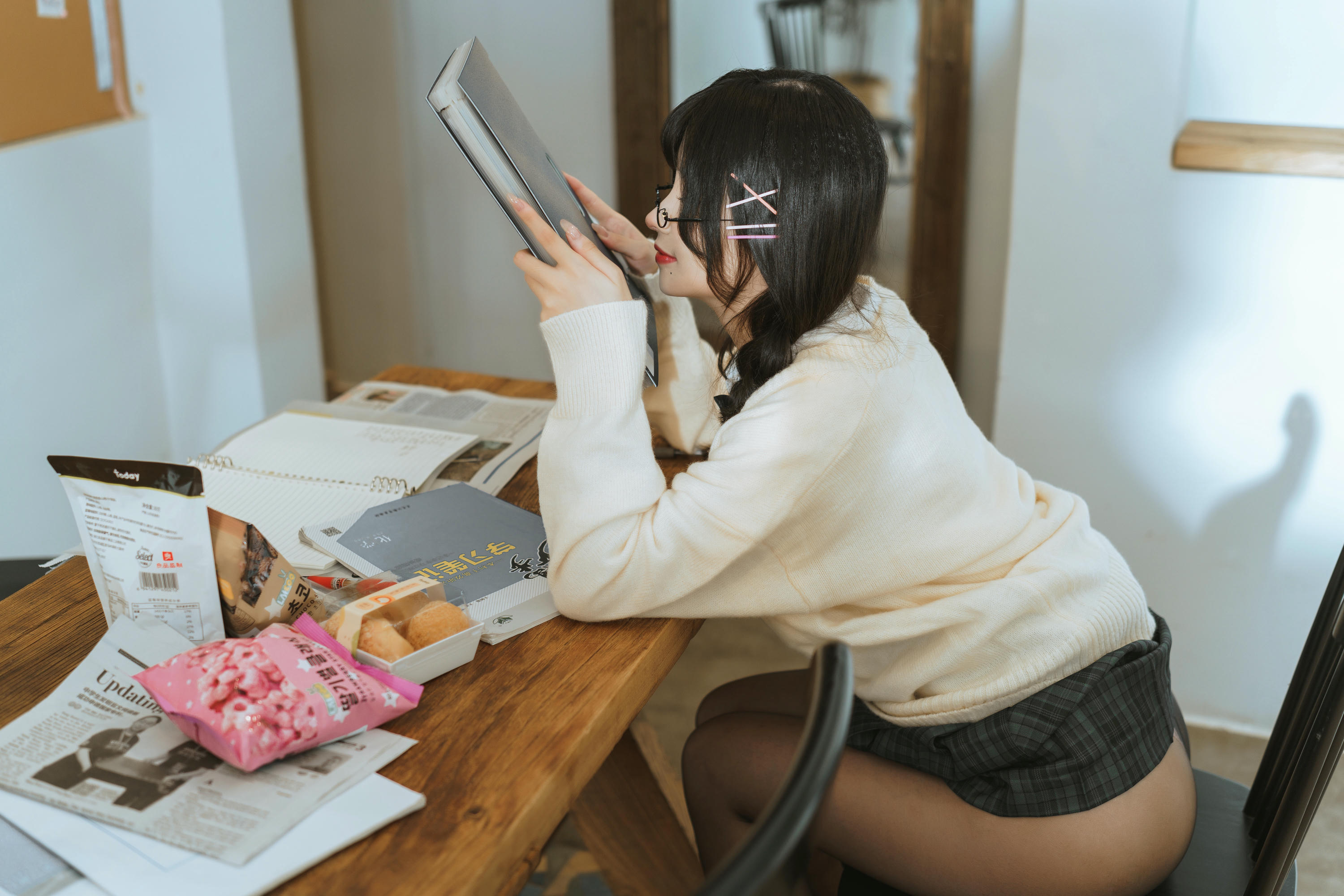 rioko凉凉子 NO.111 关于我的青梅竹马是痴女这件事 [94P5V 1GB]_第2集