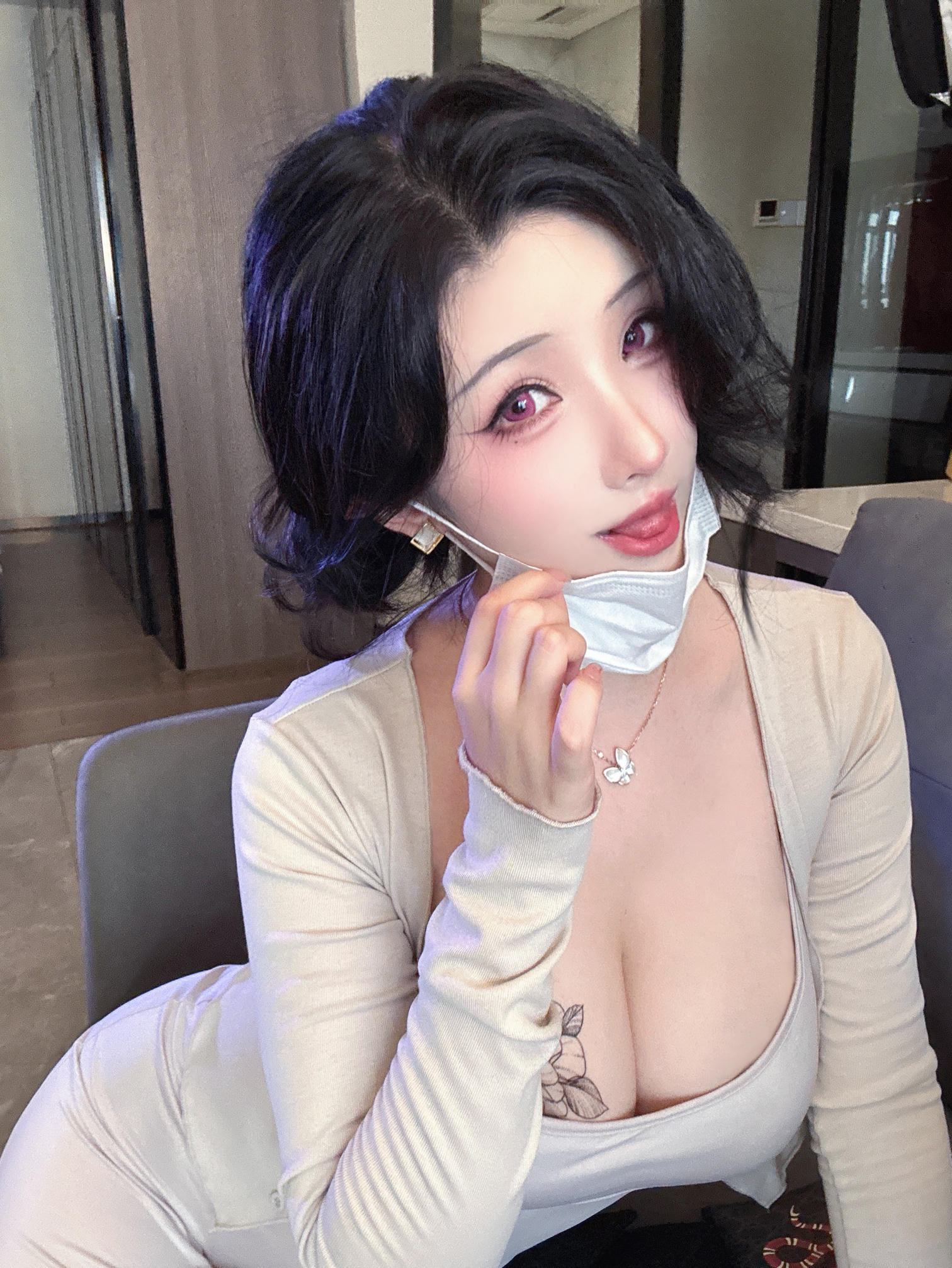 rioko凉凉子 NO.137 Kpring妈咪 [60P11V 992MB]-自拍+小视频_第1集