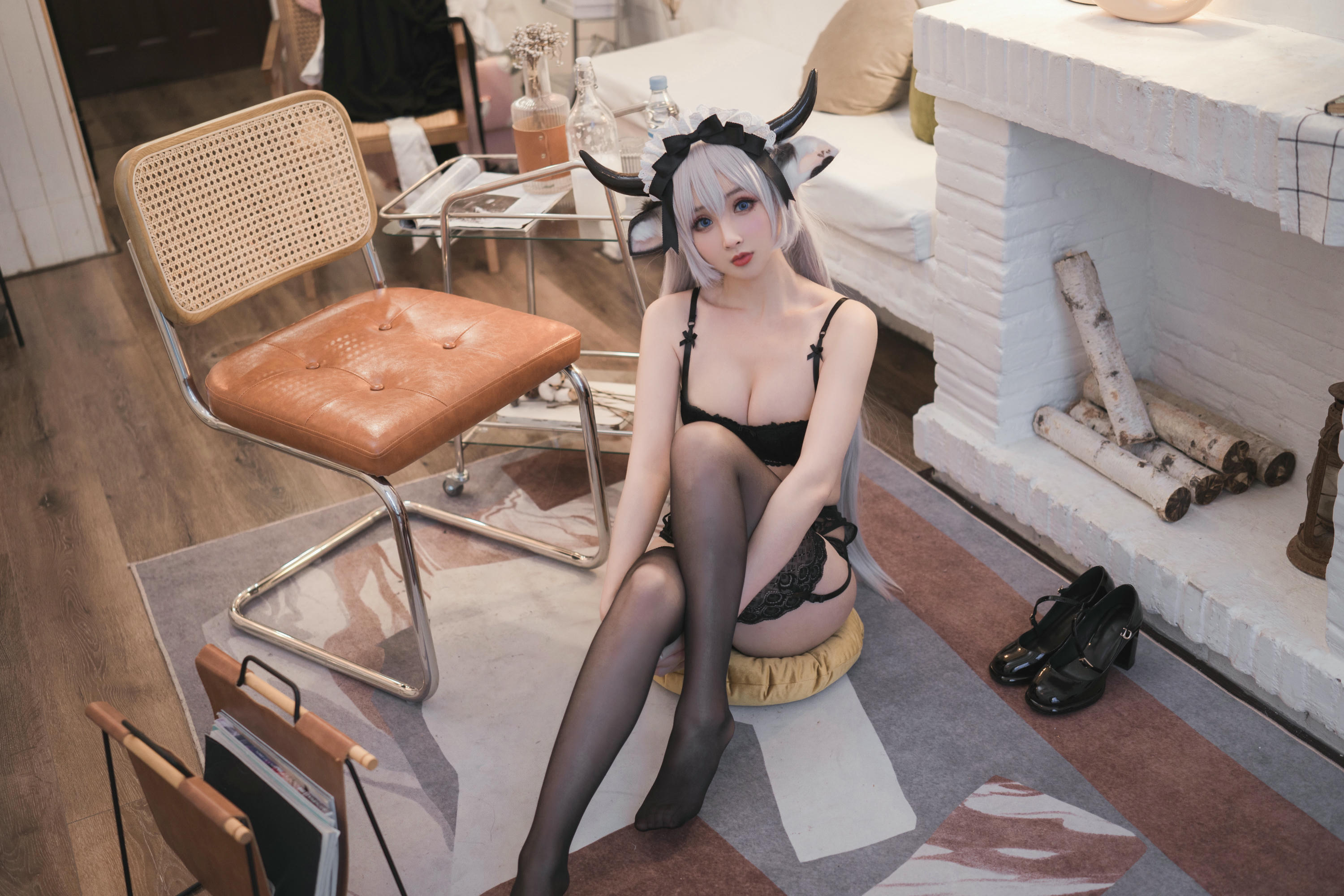 rioko凉凉子 NO.064 贴心的奶牛女仆 [45P-465MB]_第1集