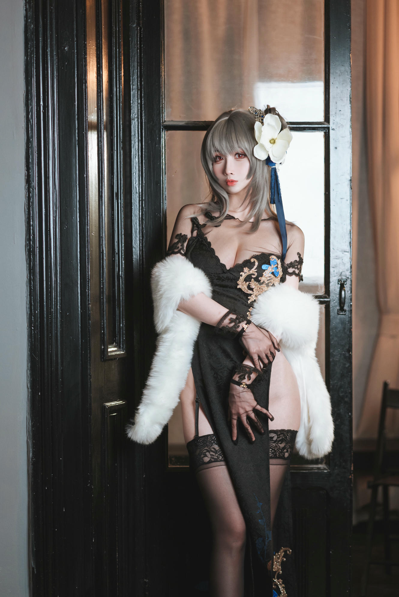 rioko凉凉子 NO.067 瑰丽的执勤人 [30P11V-1.10GB]_第1集