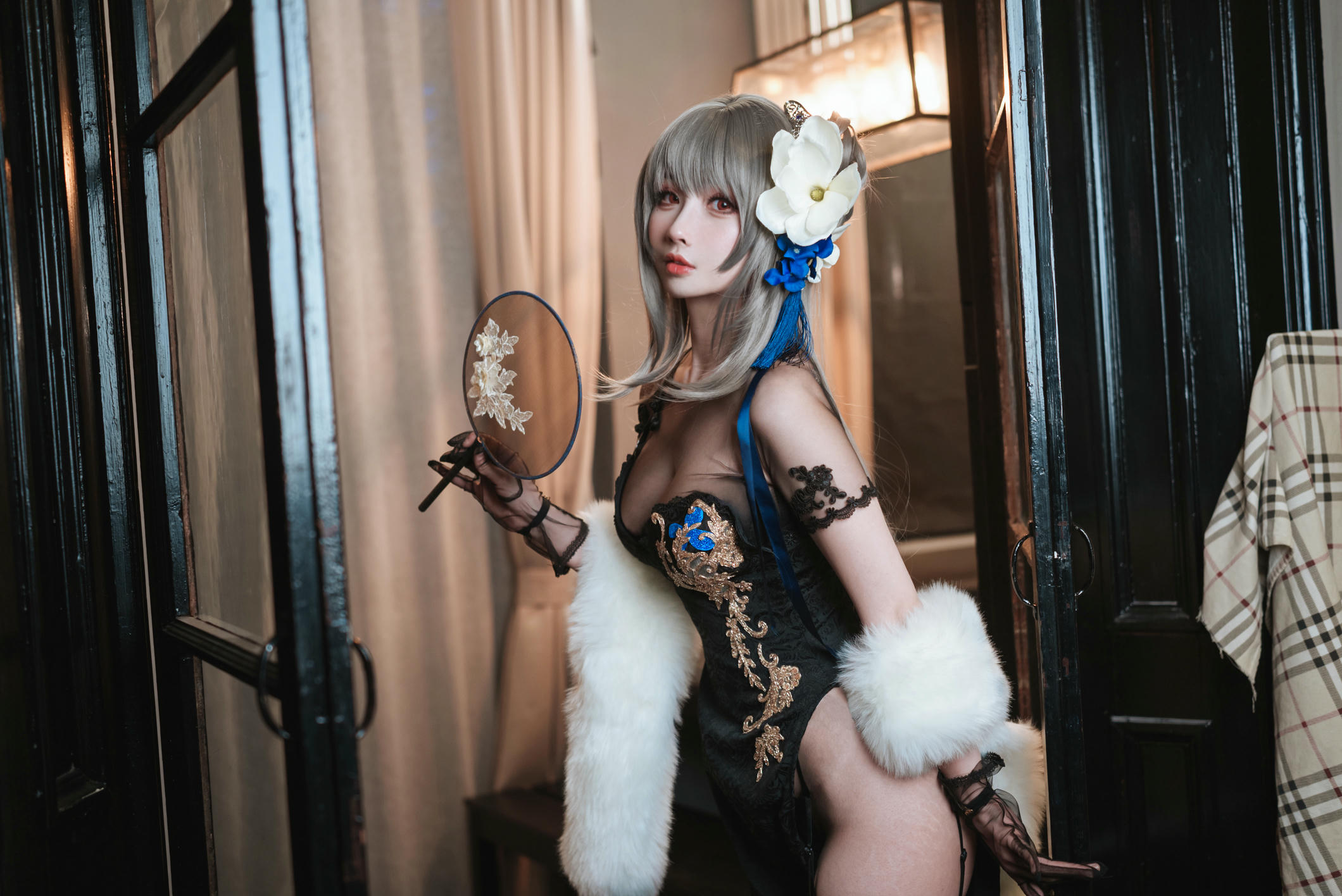 rioko凉凉子 NO.067 瑰丽的执勤人 [30P11V-1.10GB]_第1集