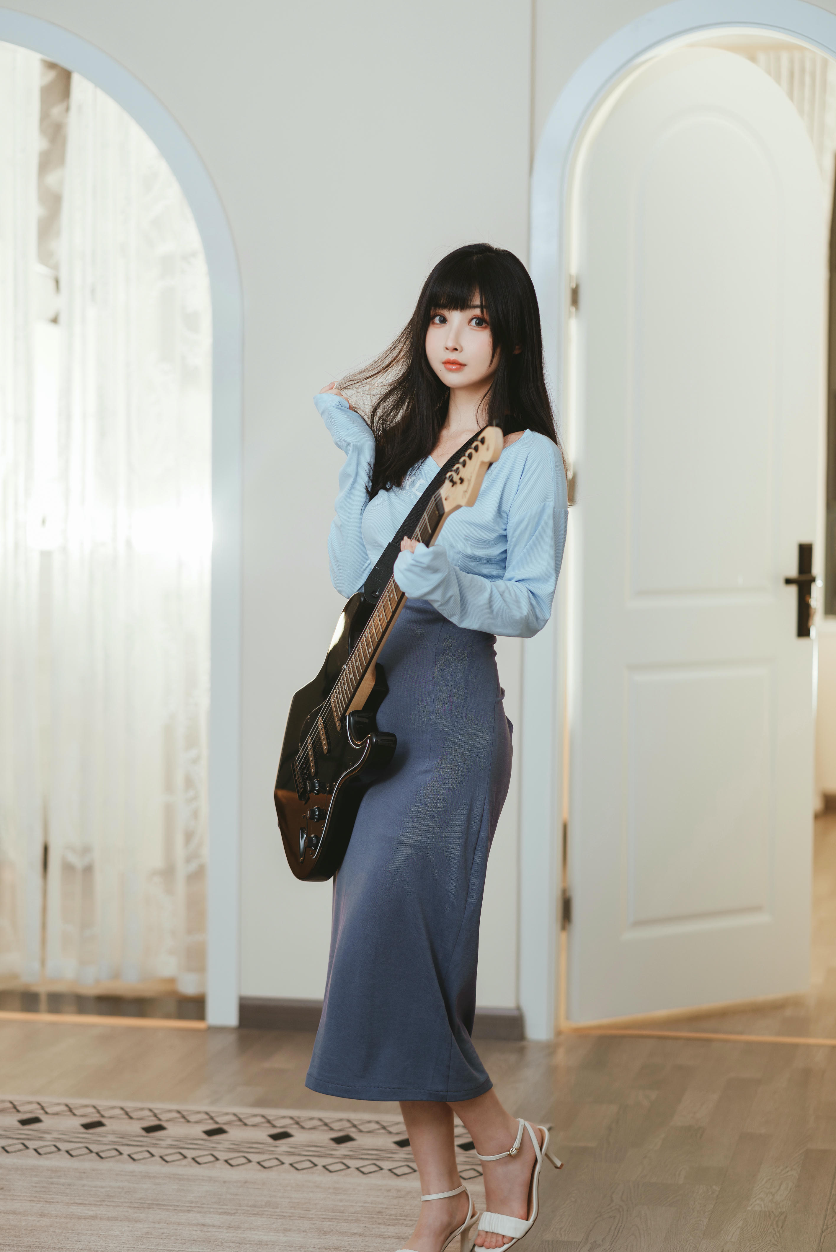 rioko凉凉子 NO.074 吉他妹妹系带裙 [45P1V-1.25GB]_第1集