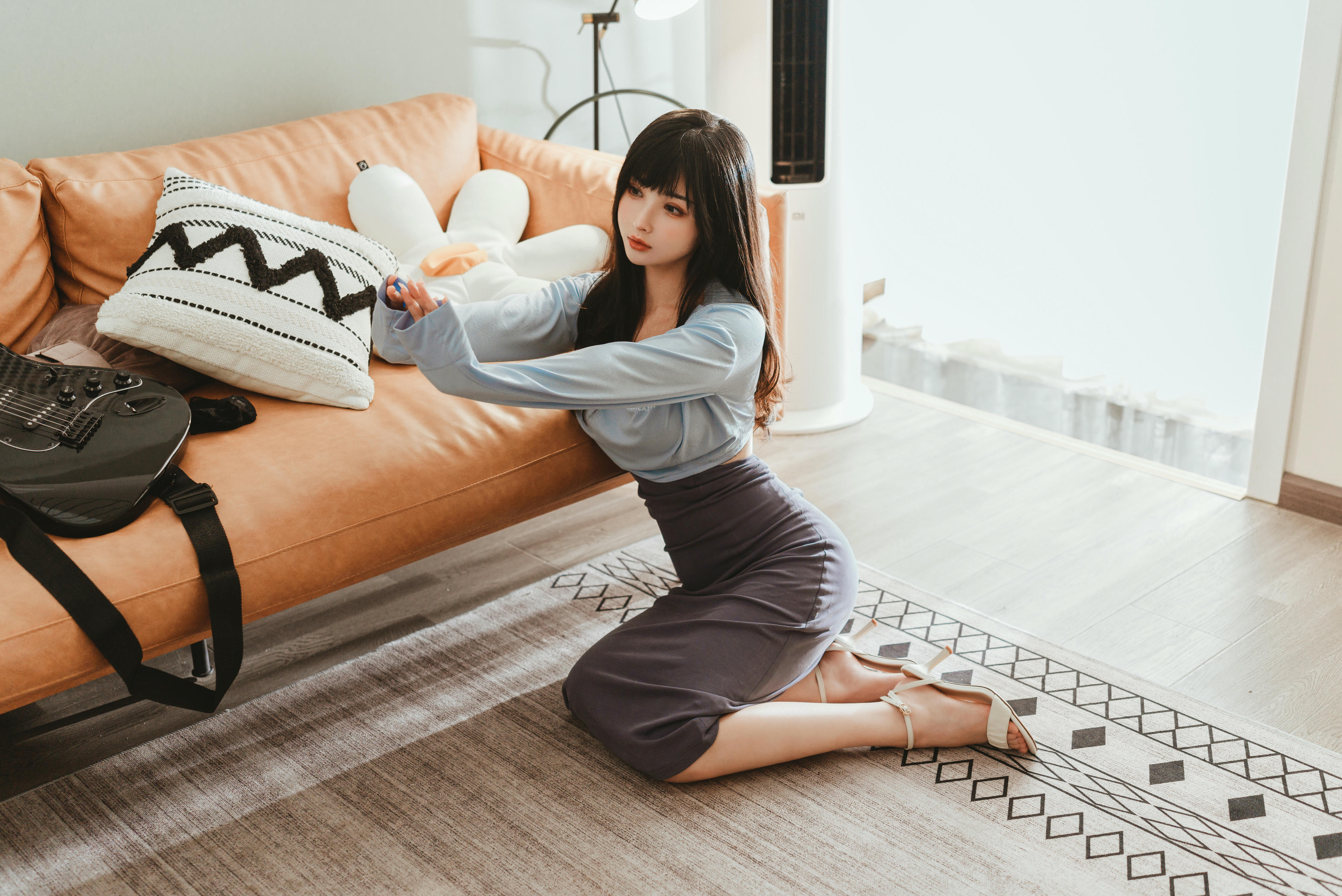 rioko凉凉子 NO.074 吉他妹妹系带裙 [45P1V-1.25GB]_第1集