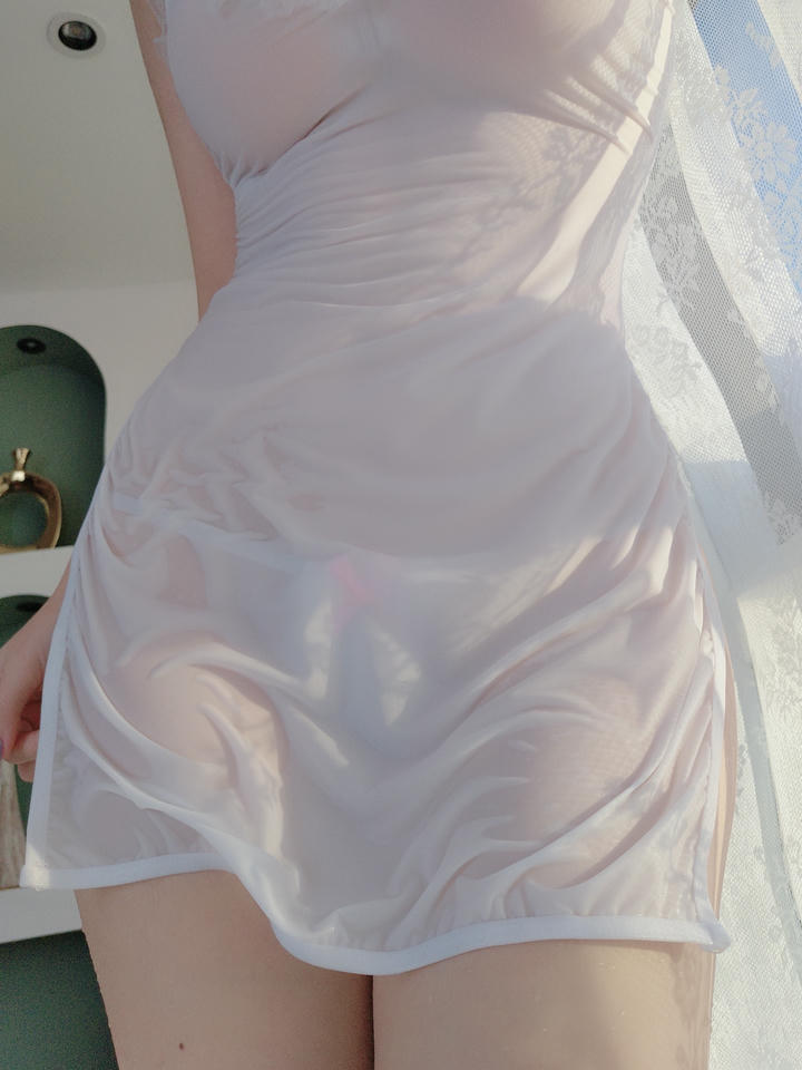 日奈娇 NO.078 湿身小白裙 [97P-1.06GB]-白纱裙自拍_第1集