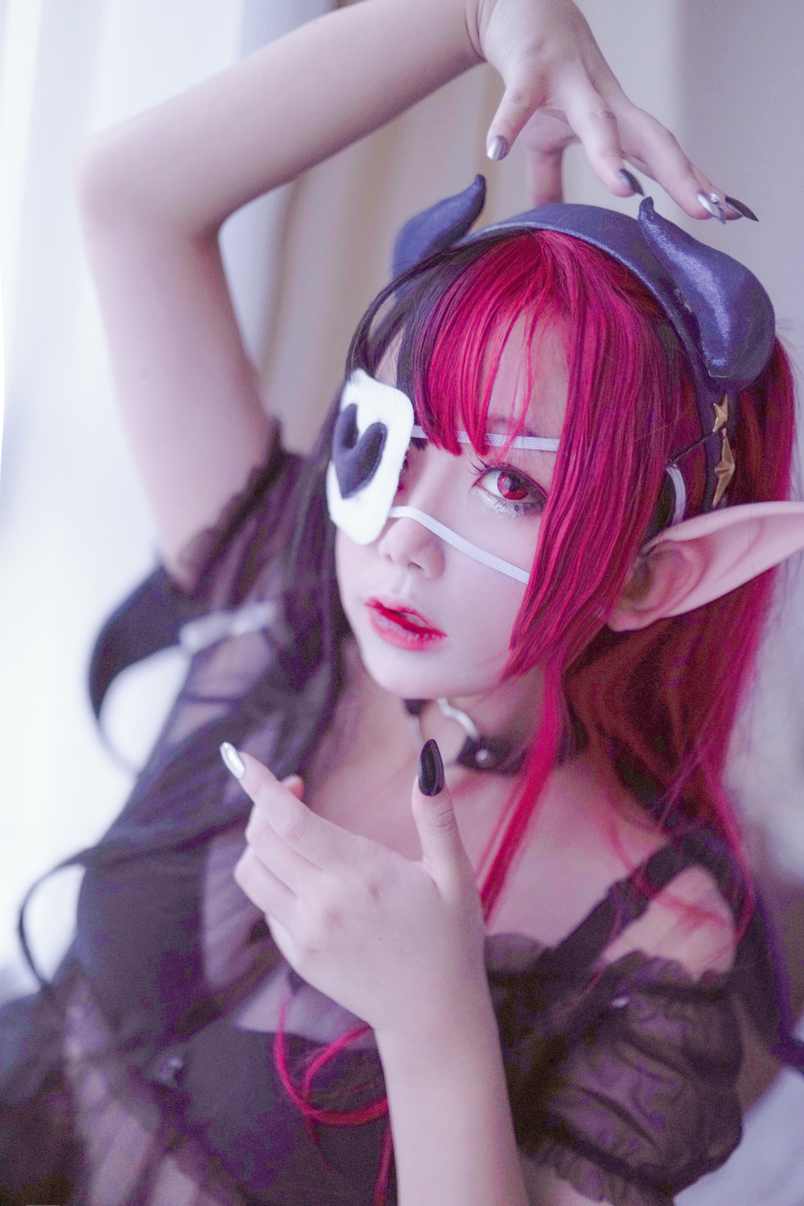 16【日奈娇】红色使魔 [40P-819MB]_第1集