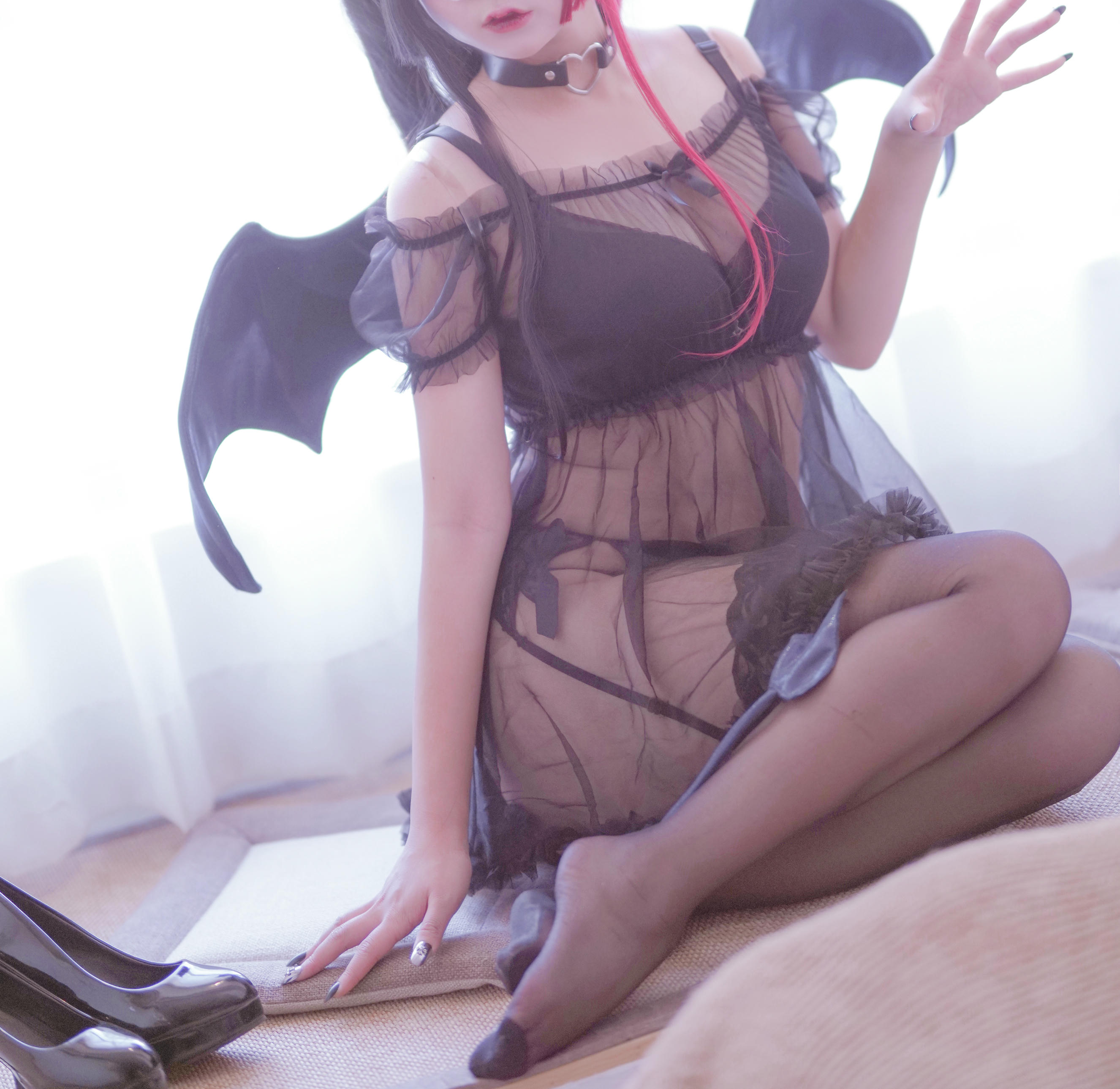 16【日奈娇】红色使魔 [40P-819MB]_第2集