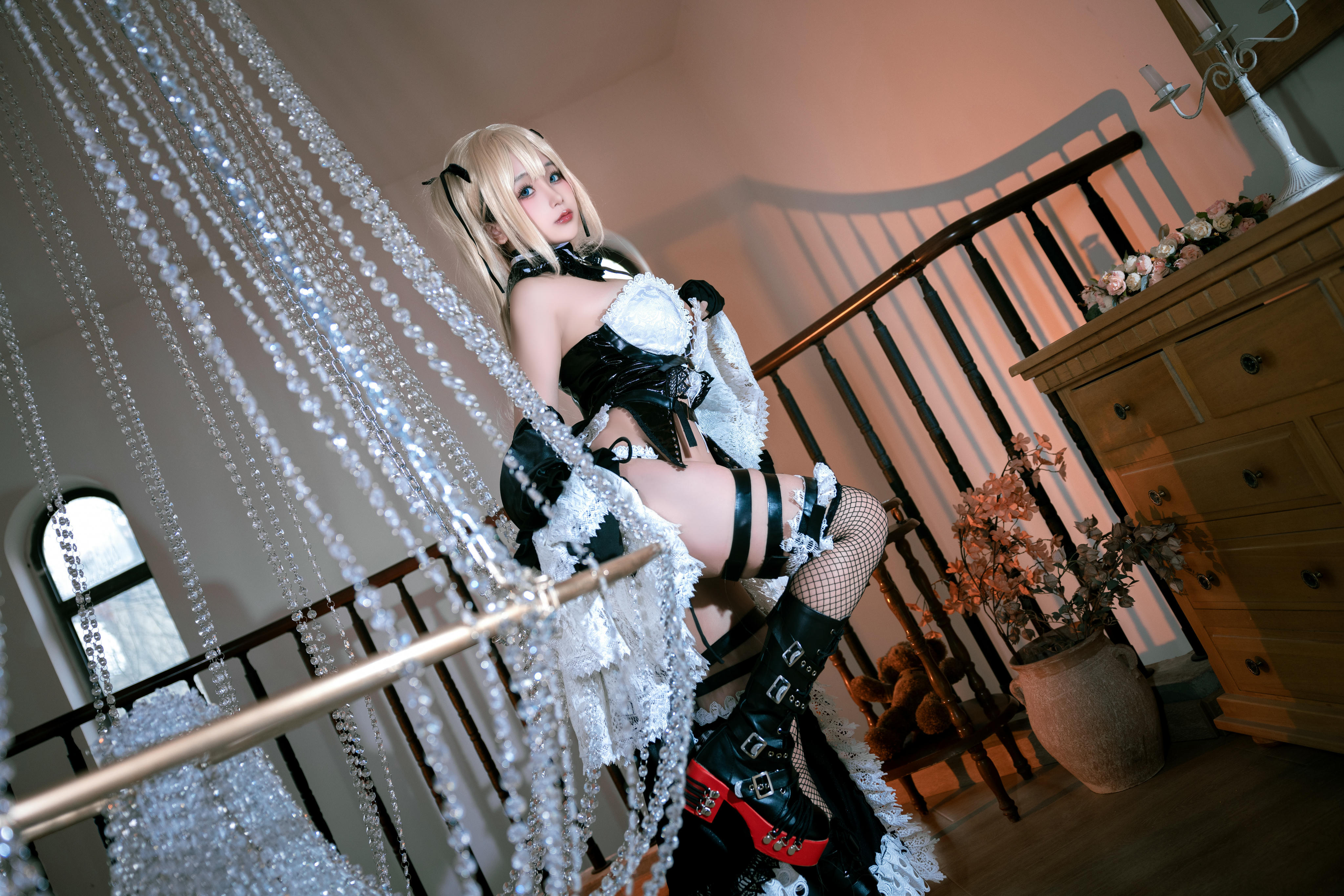 日奈娇 NO.138 玛丽 萝丝[15P-198.3M]_第1集