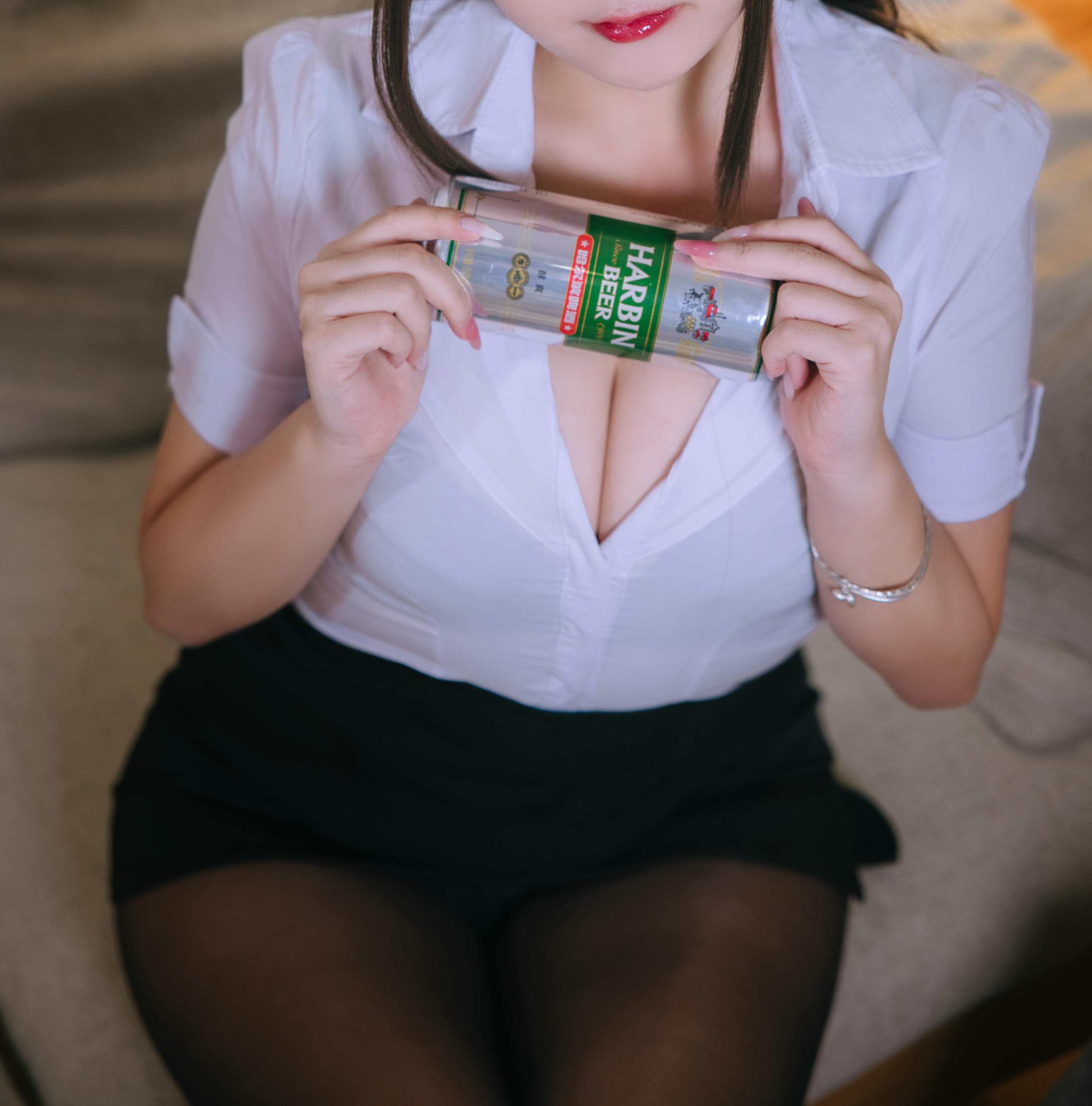 日奈娇 NO.186 醉酒OL[110P-1G]_第1集