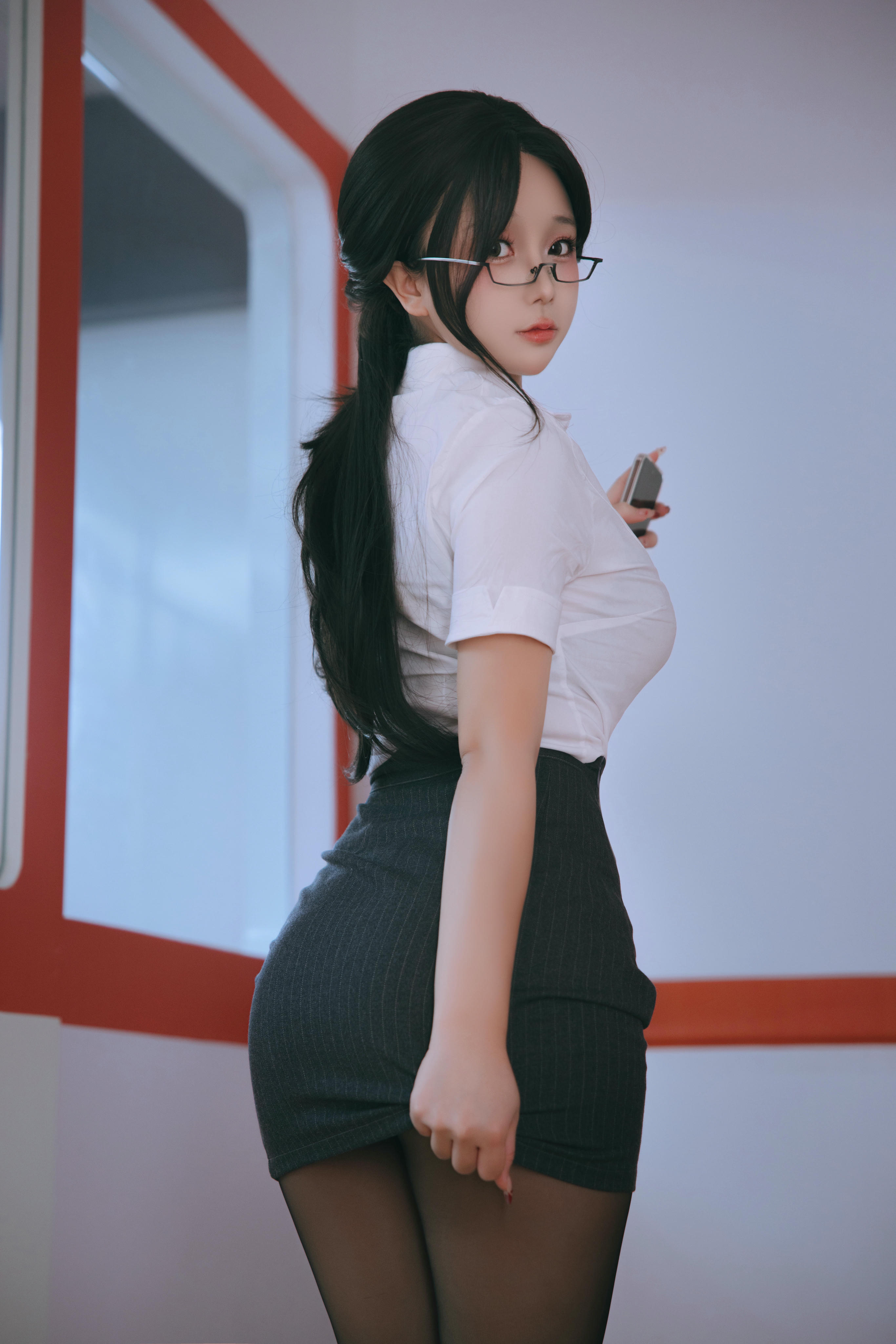 日奈娇 NO.212 地铁OL[237P-8V-3.4G]_第1集