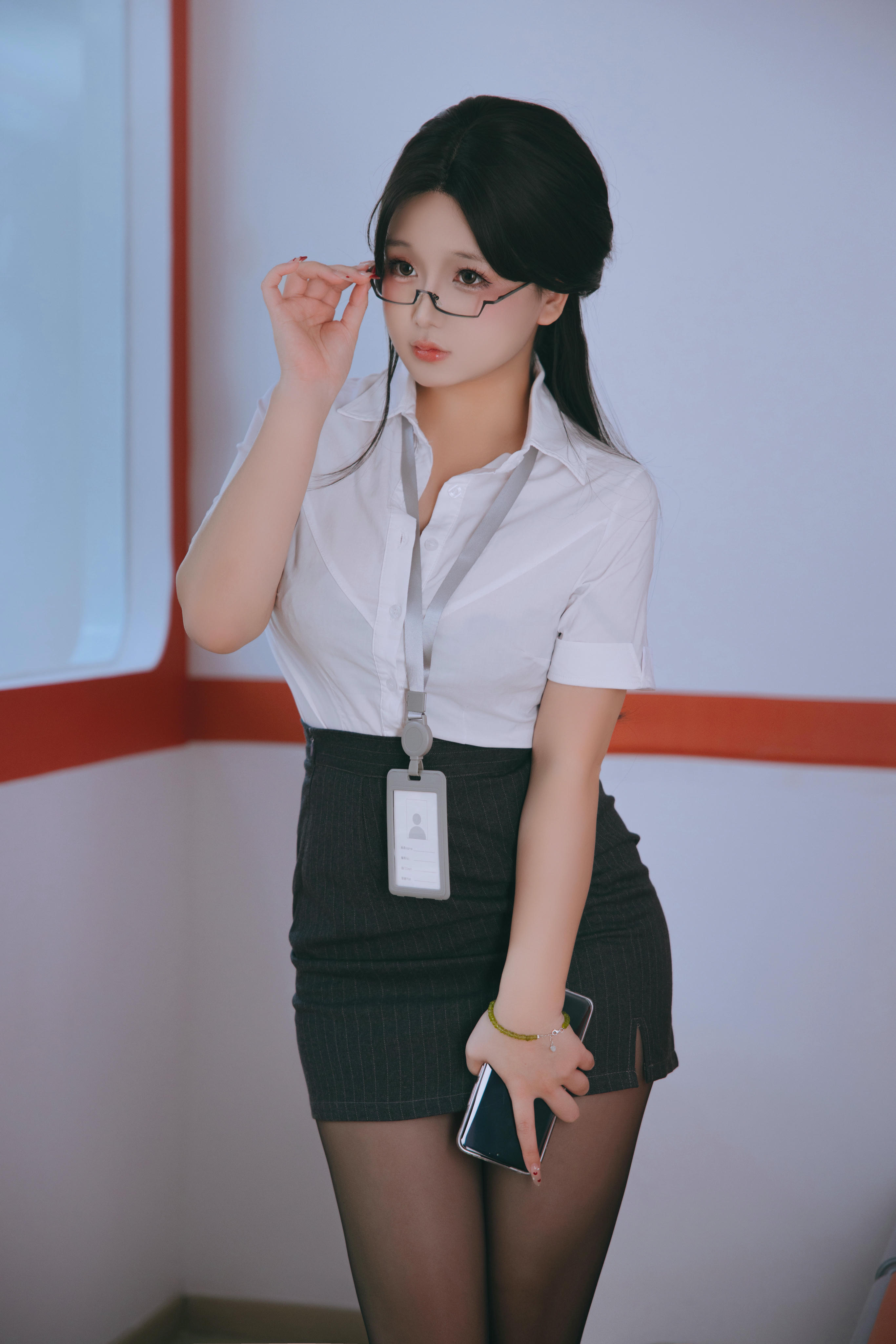 日奈娇 NO.212 地铁OL[237P-8V-3.4G]_第1集