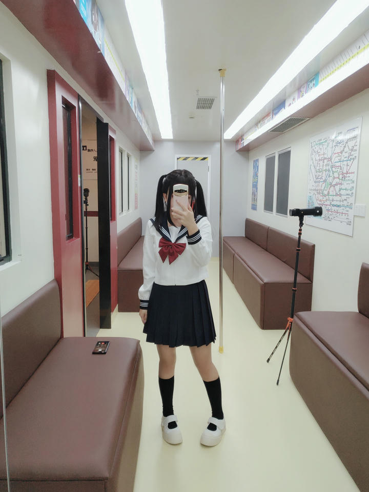 日奈娇 NO.215 列车JK[140P-2.2G]_第7集