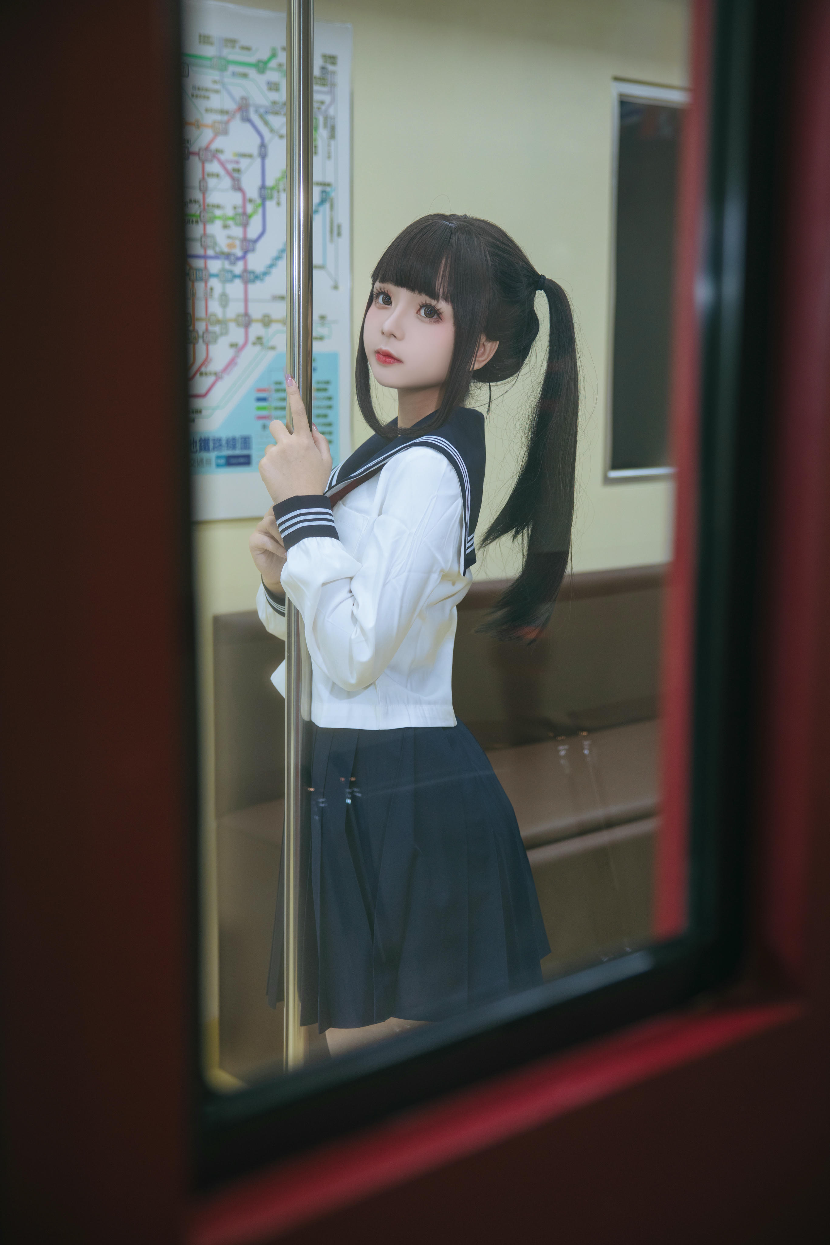 日奈娇 NO.215 列车JK[140P-2.2G]_第1集