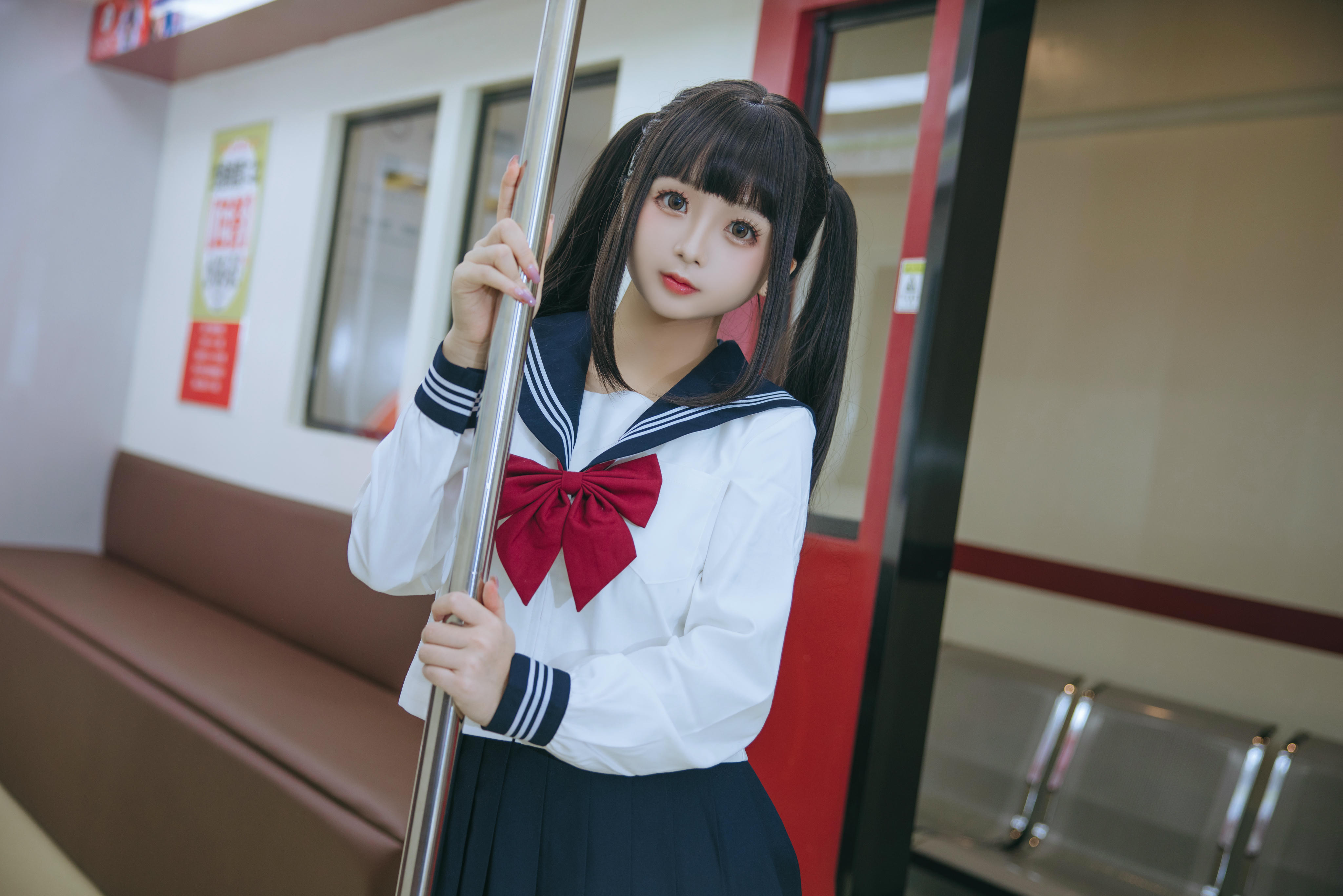 日奈娇 NO.215 列车JK[140P-2.2G]_第5集