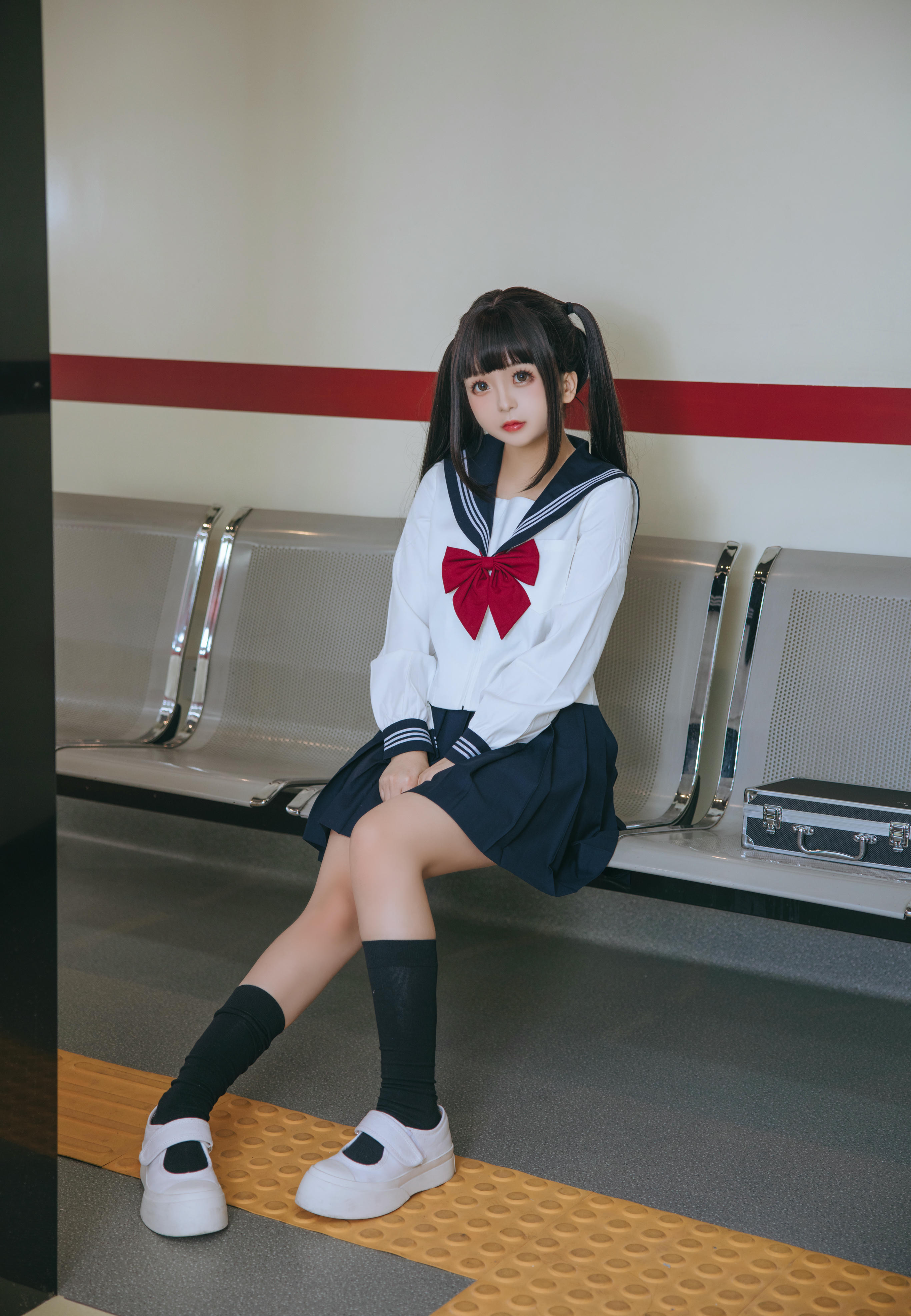 日奈娇 NO.215 列车JK[140P-2.2G]_第5集