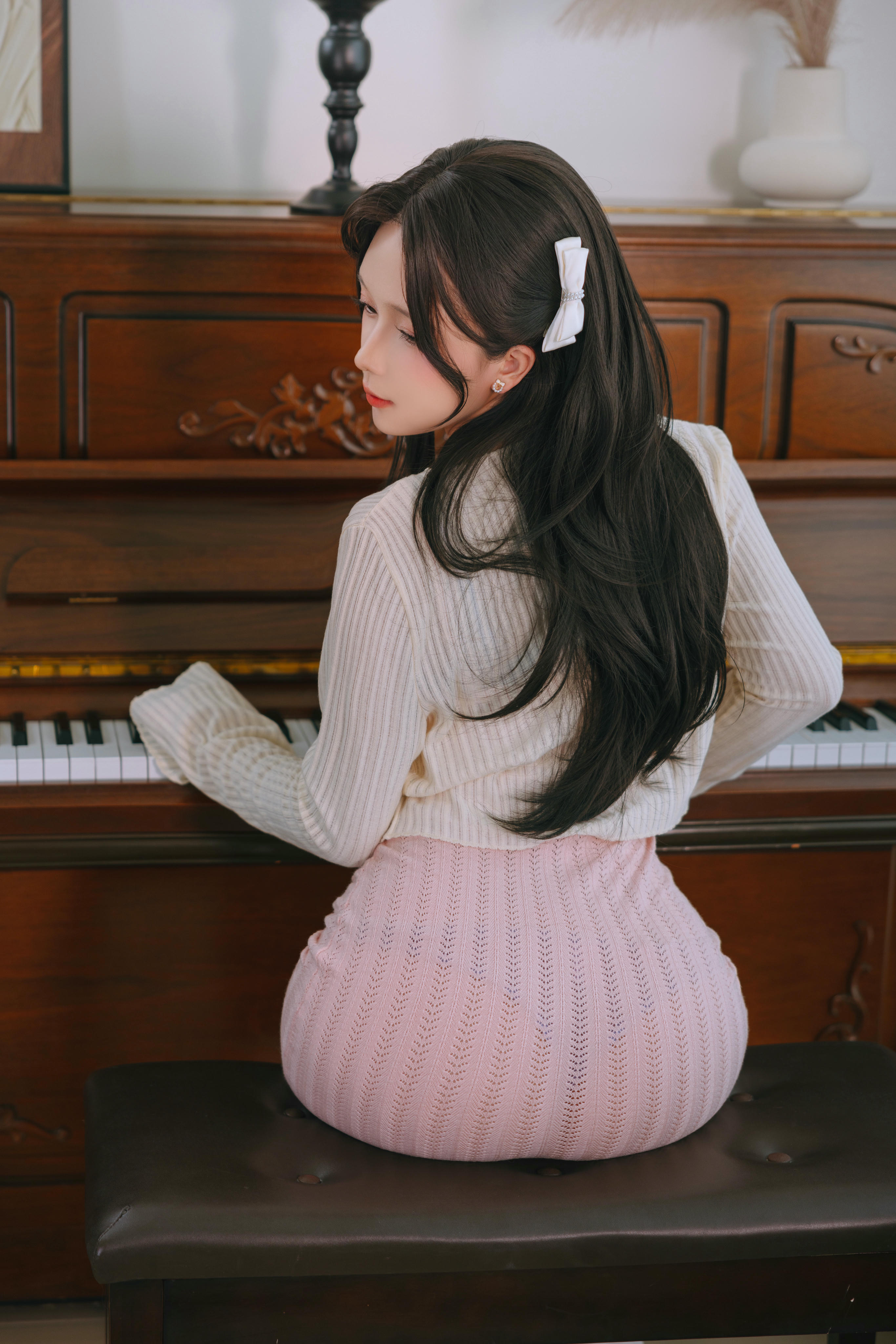 日奈娇 NO.230 钢琴老师 [215P5V 2.08GB]_第7集