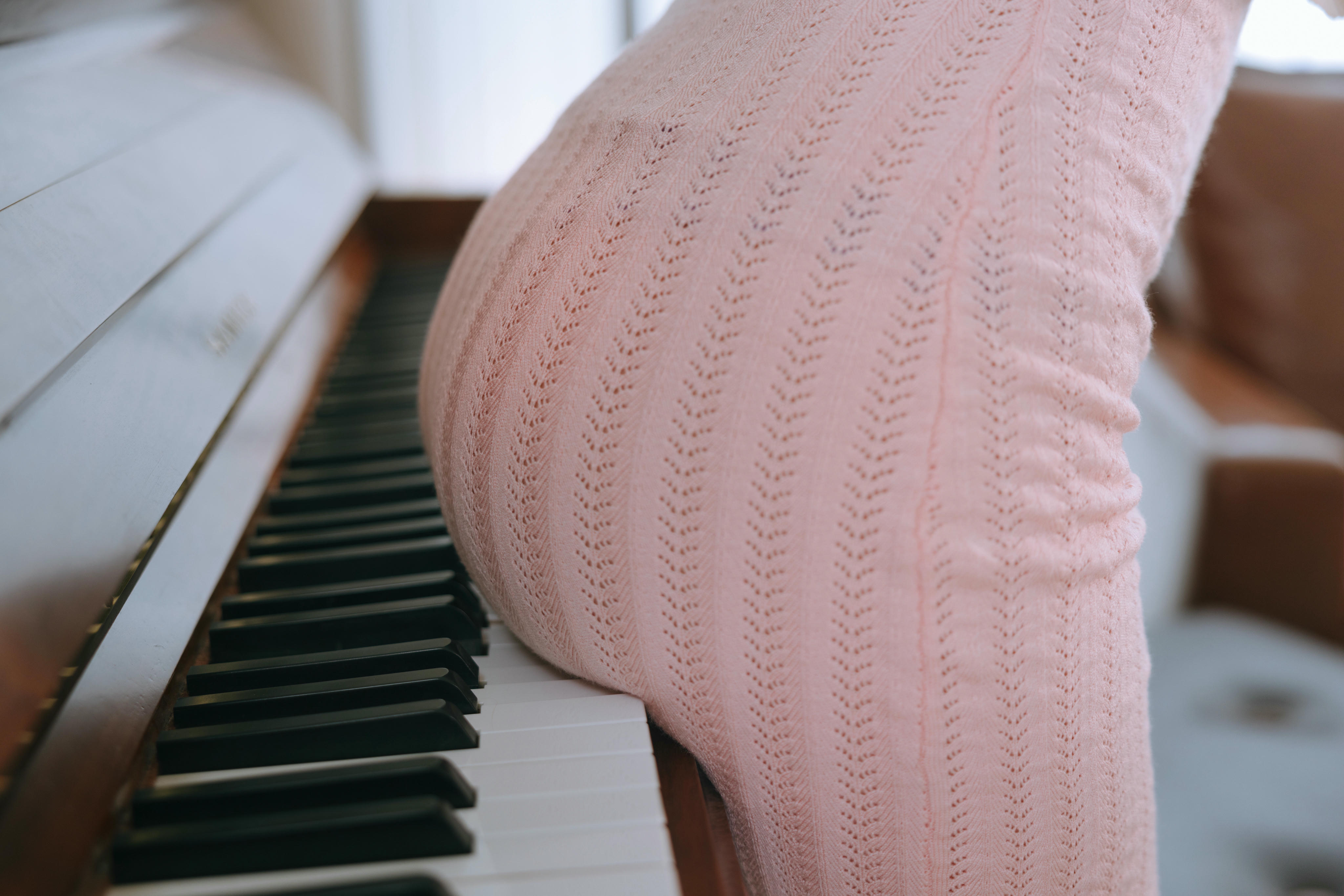 日奈娇 NO.230 钢琴老师 [215P5V 2.08GB]_第7集