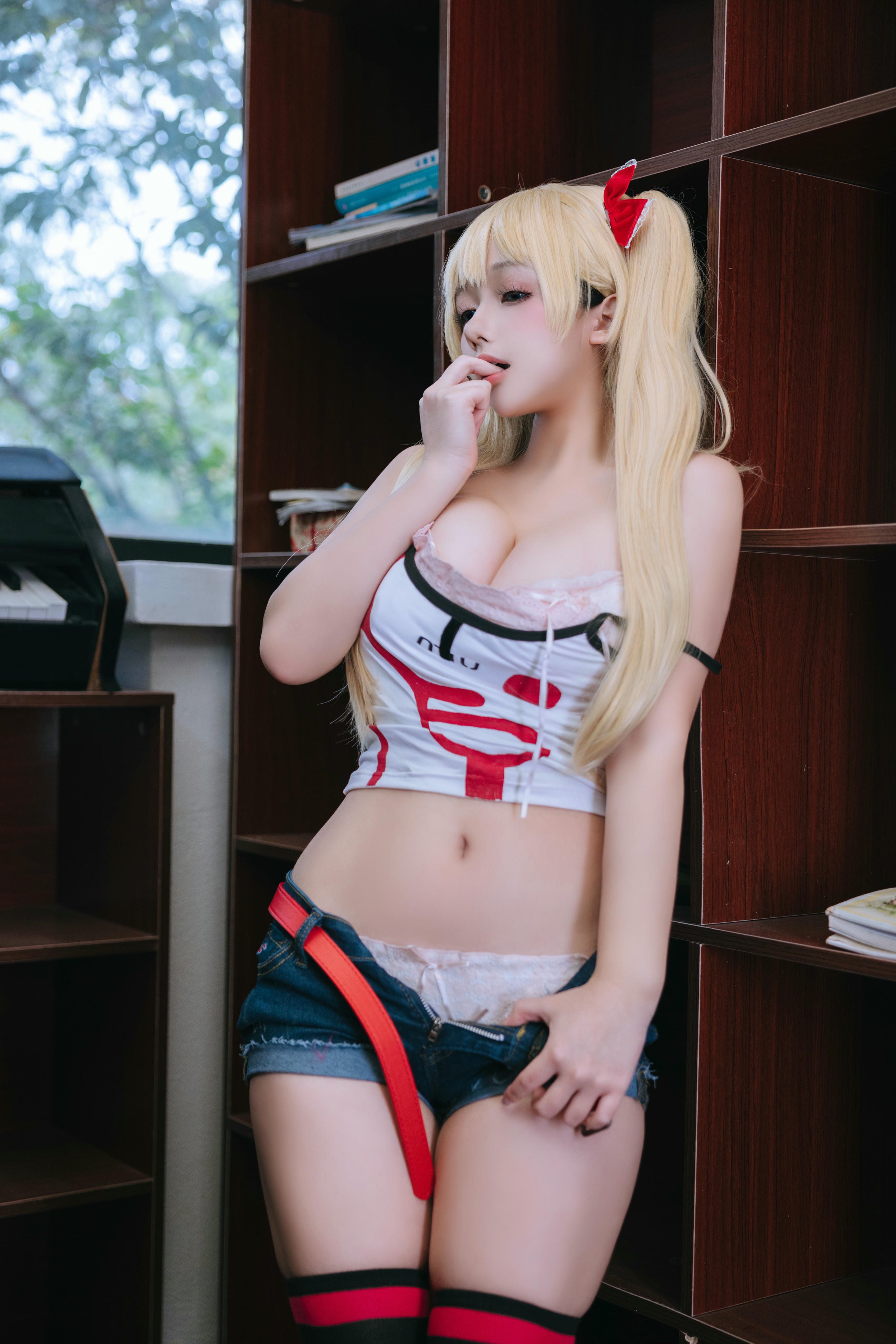 日奈娇 NO.232 秋月爱莉 [220P10V-2GB]_第2集