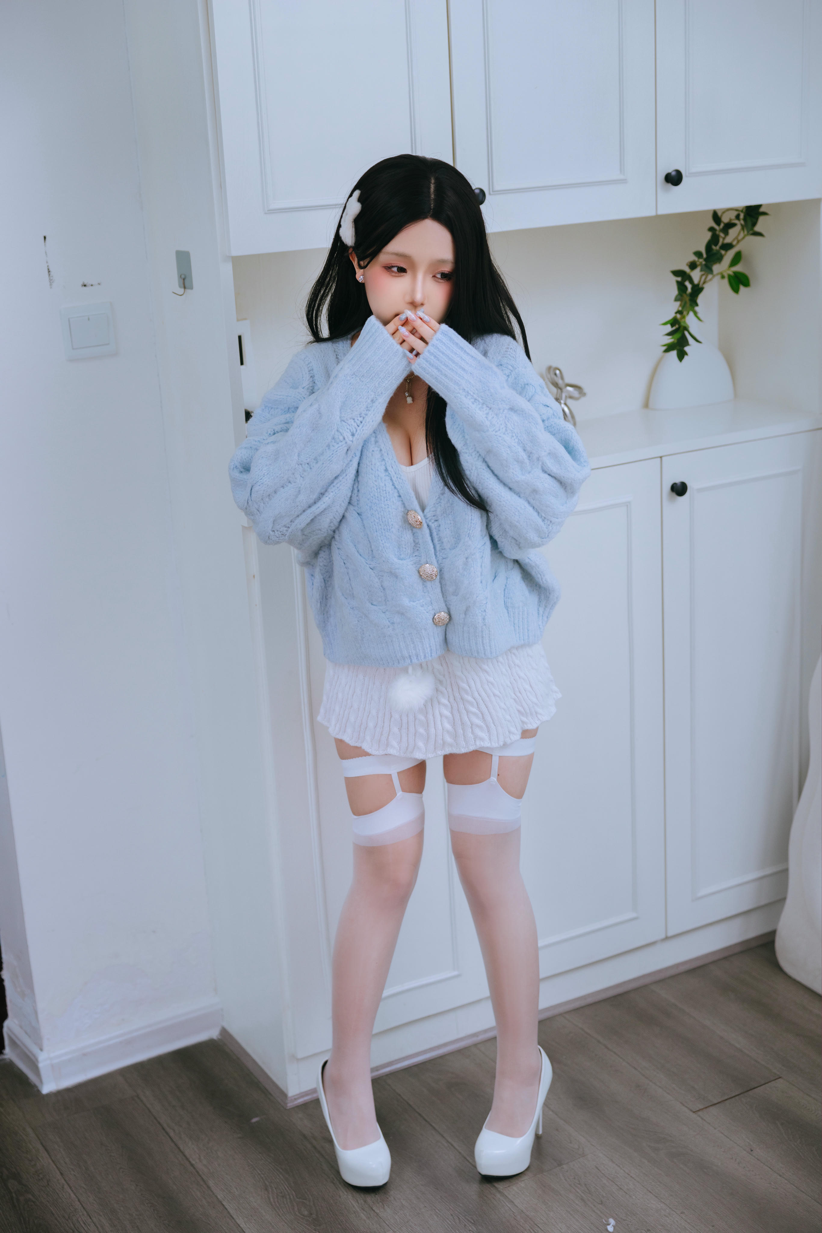 日奈娇 NO.237 与学姐约会[206P5V 1.58G]_第2集