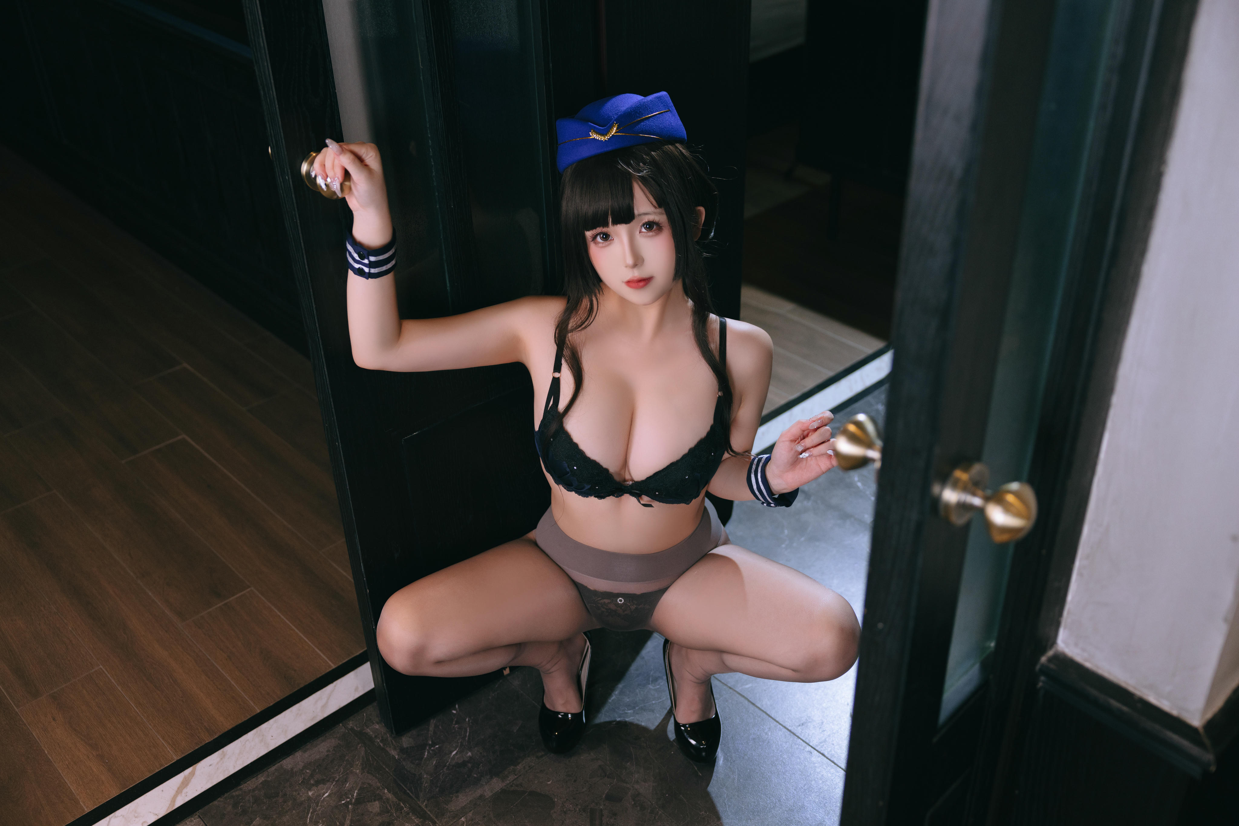 日奈娇 NO.239 头等舱休息室[161P6V 1.65G]_第3集