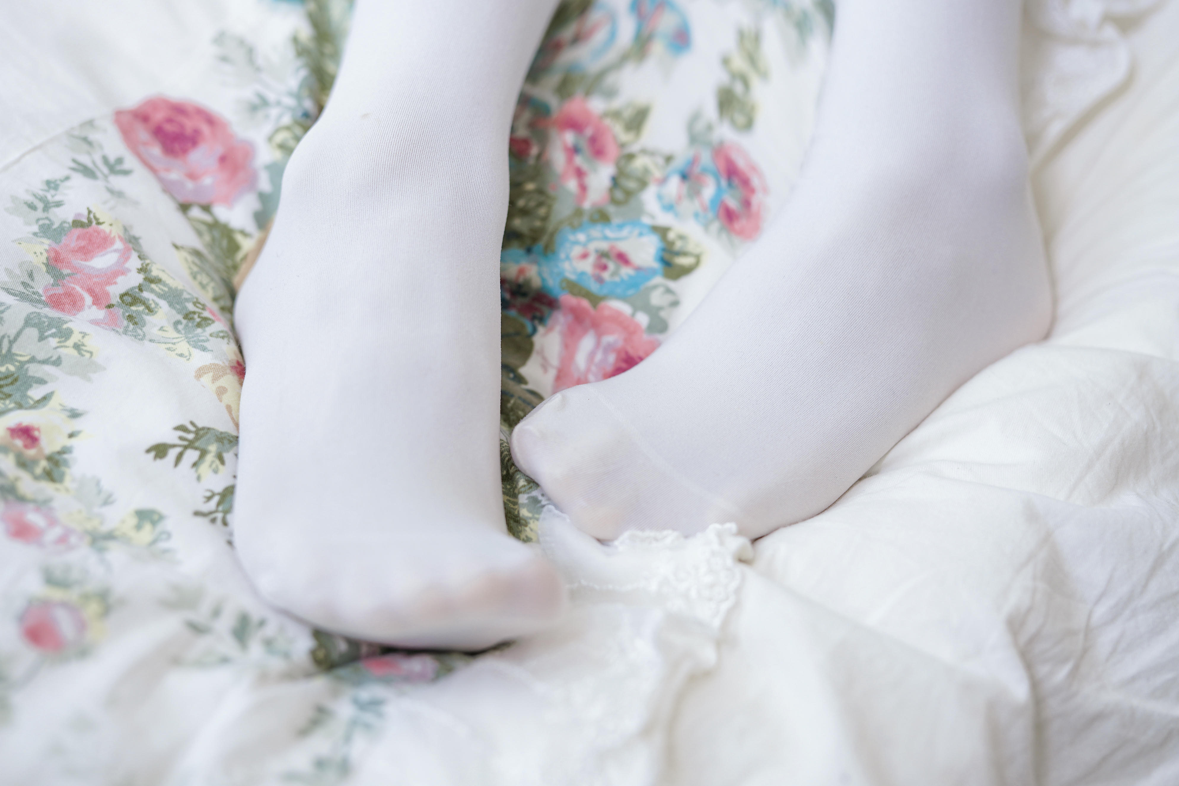 24【日奈娇】艾米利亚同人 [41P-599M]_第1集