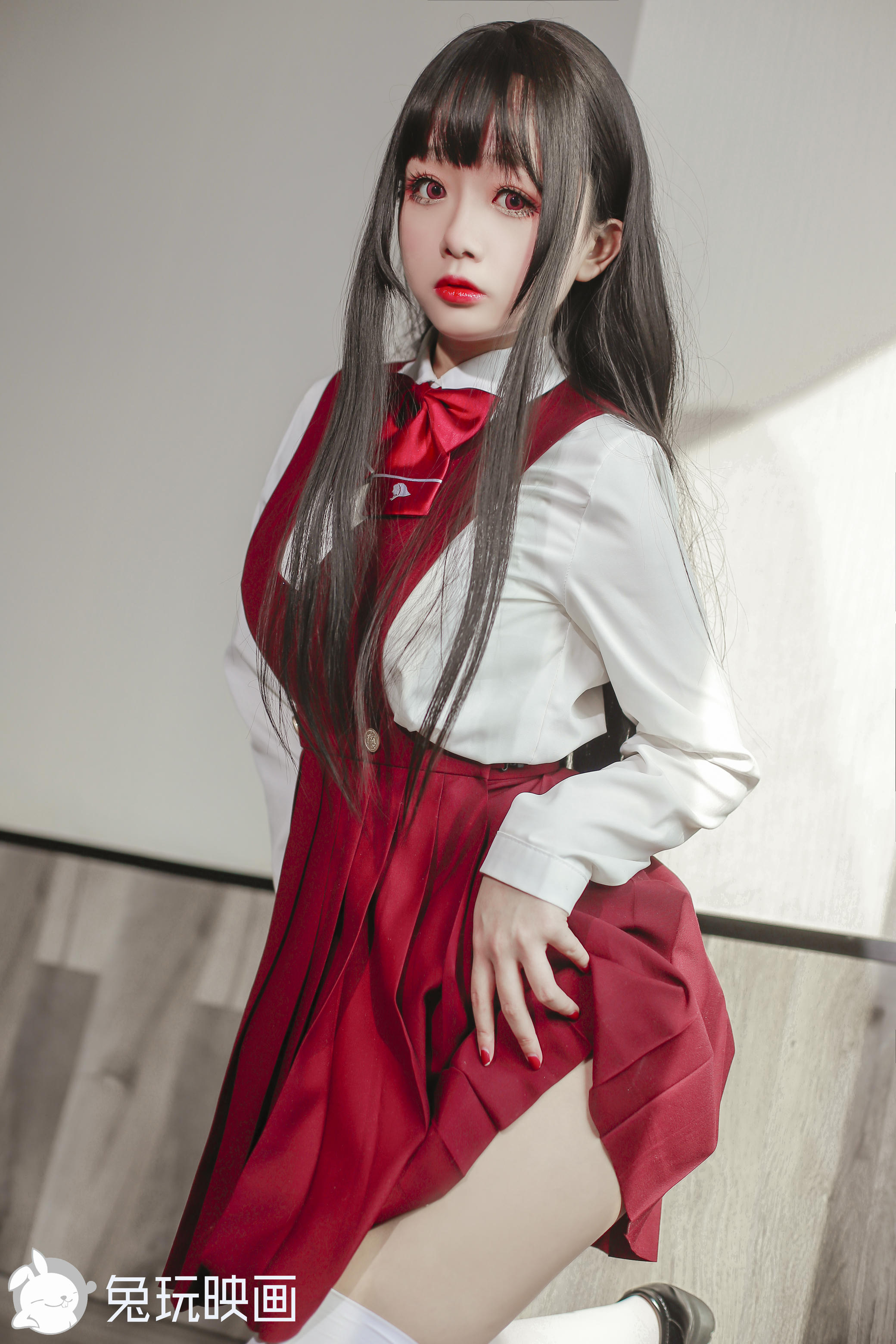 27【日奈娇】一袭红裙 [40P-573MB]_第1集