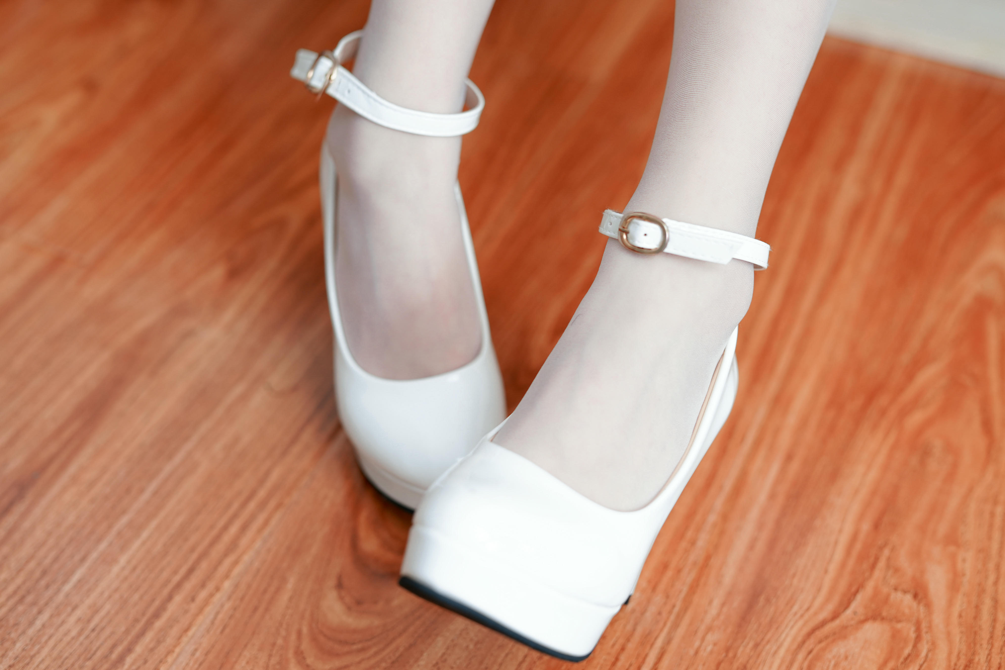 日奈娇 NO.023 纯白护士[96P-1.13G]_第1集