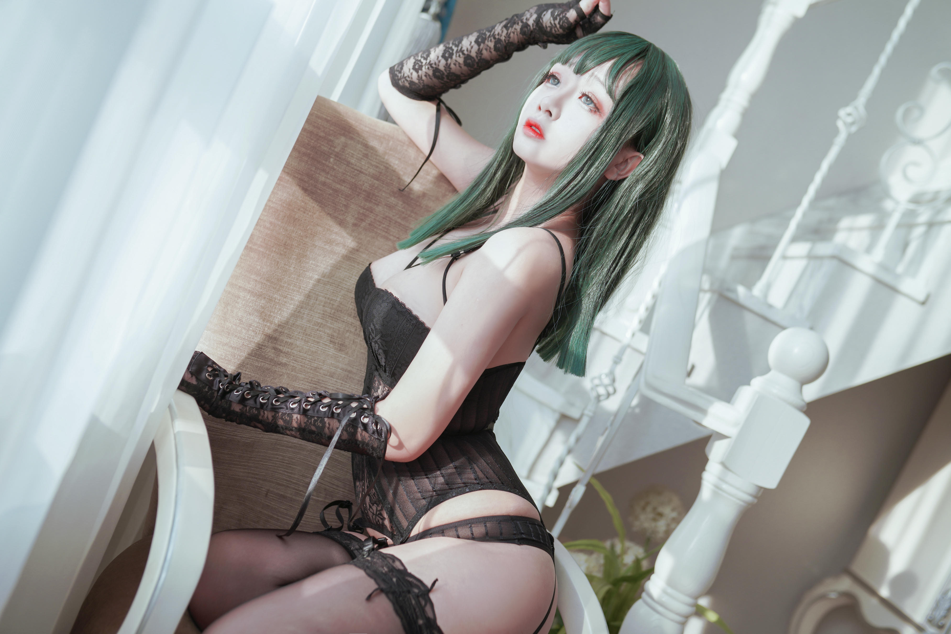 日奈娇 NO.027 情趣黑丝[9P-161MB]_第1集