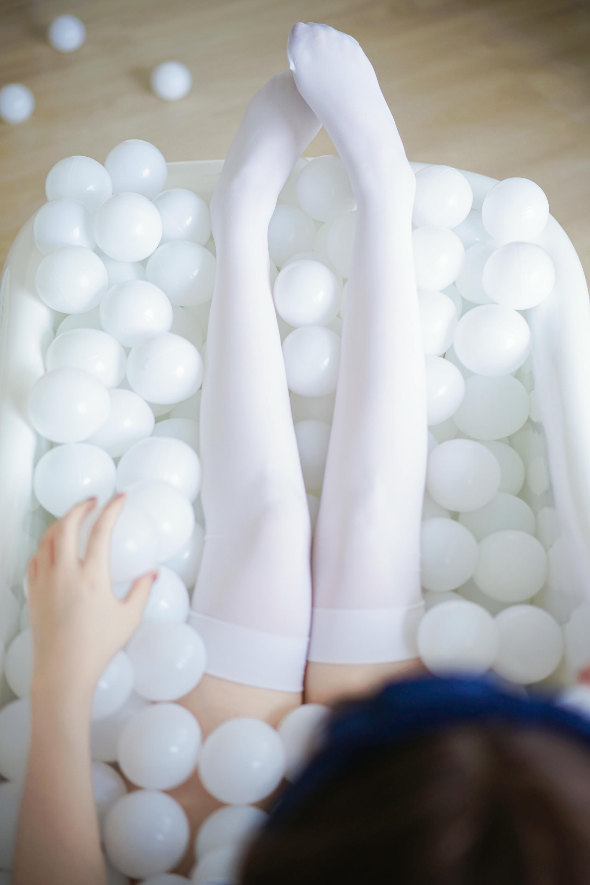 日奈娇 NO.028 制服死库水[40P-272MB]_第1集