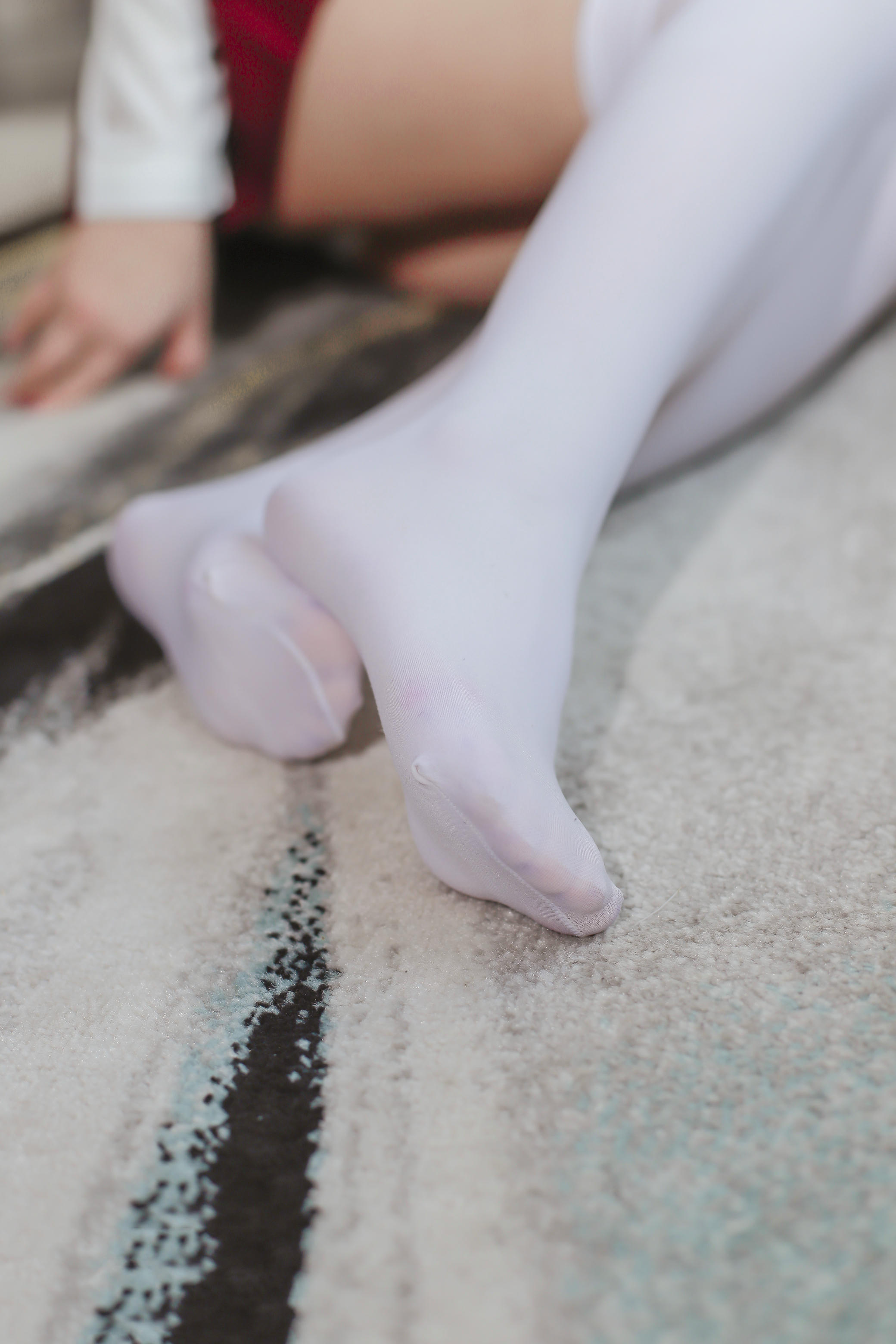 日奈娇 NO.072 JK少女红裙 [28P-276MB]_第1集