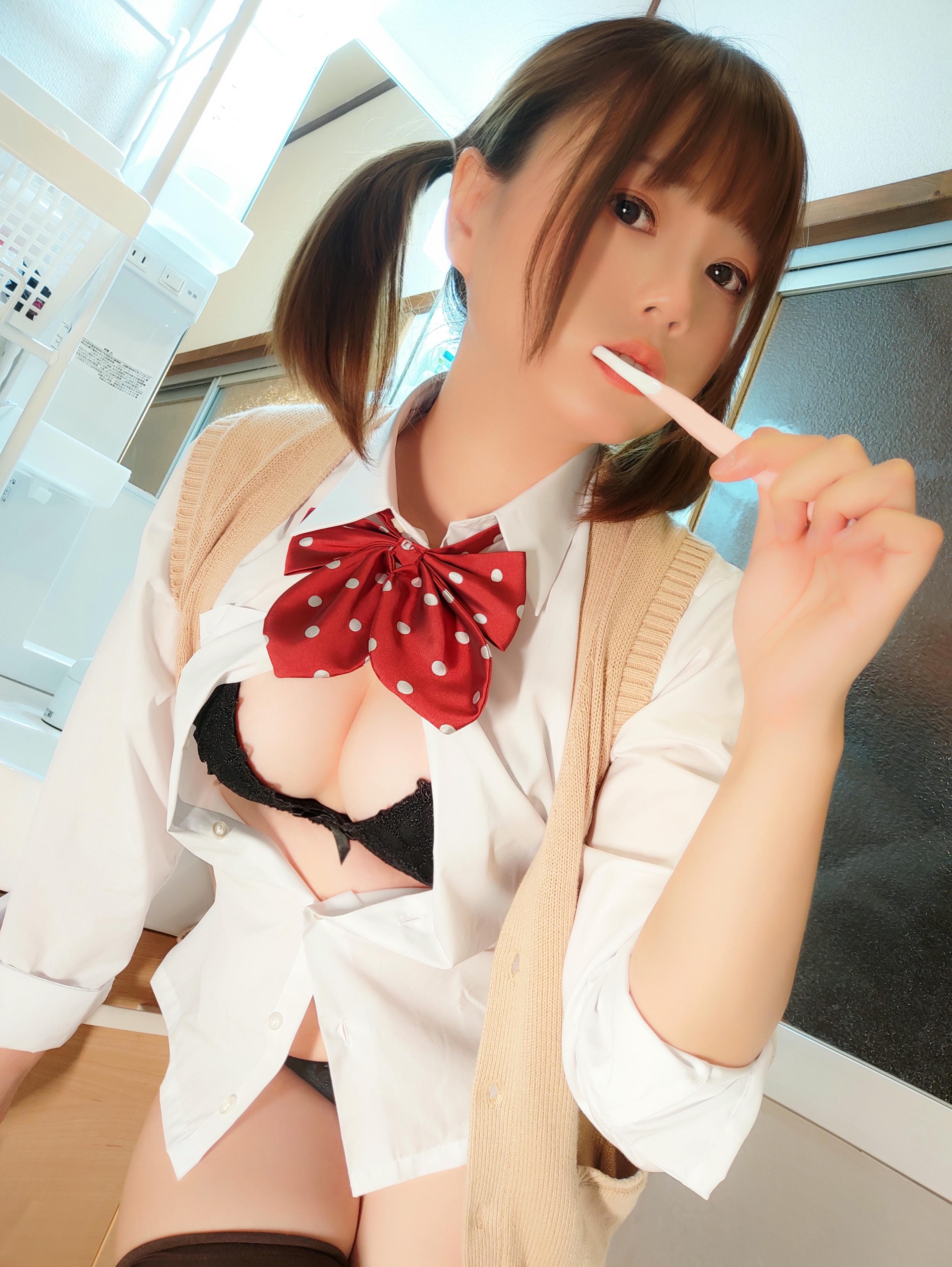 日本cosplay肉肉-A049-024_きょう肉肉 Fantia Vol.40 [41P1V 570MB]_第1集
