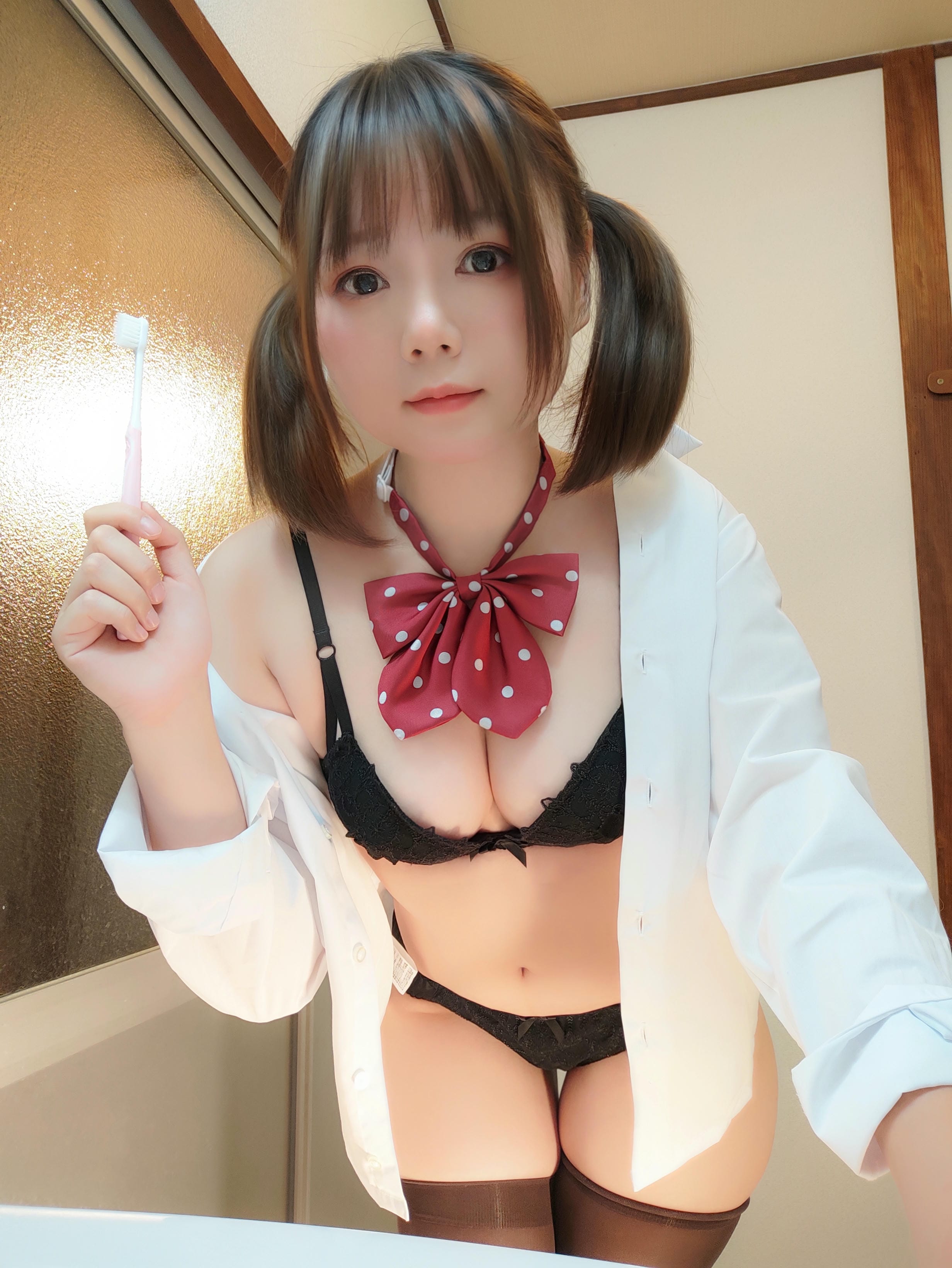 日本cosplay肉肉-A049-024_きょう肉肉 Fantia Vol.40 [41P1V 570MB]_第1集