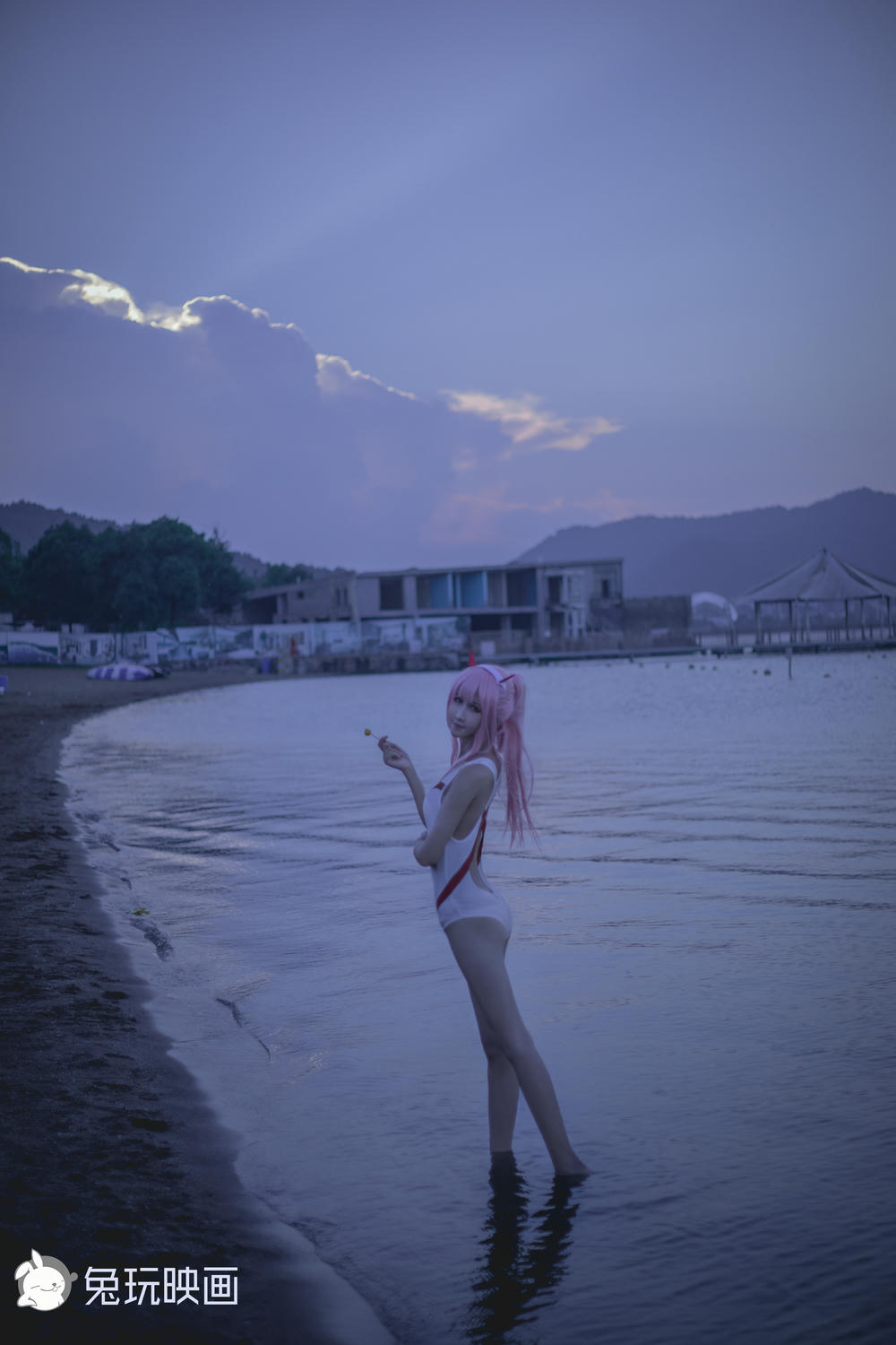 三度_69 NO.001 兔玩 cos集锦 [40P-475MB]_第2集